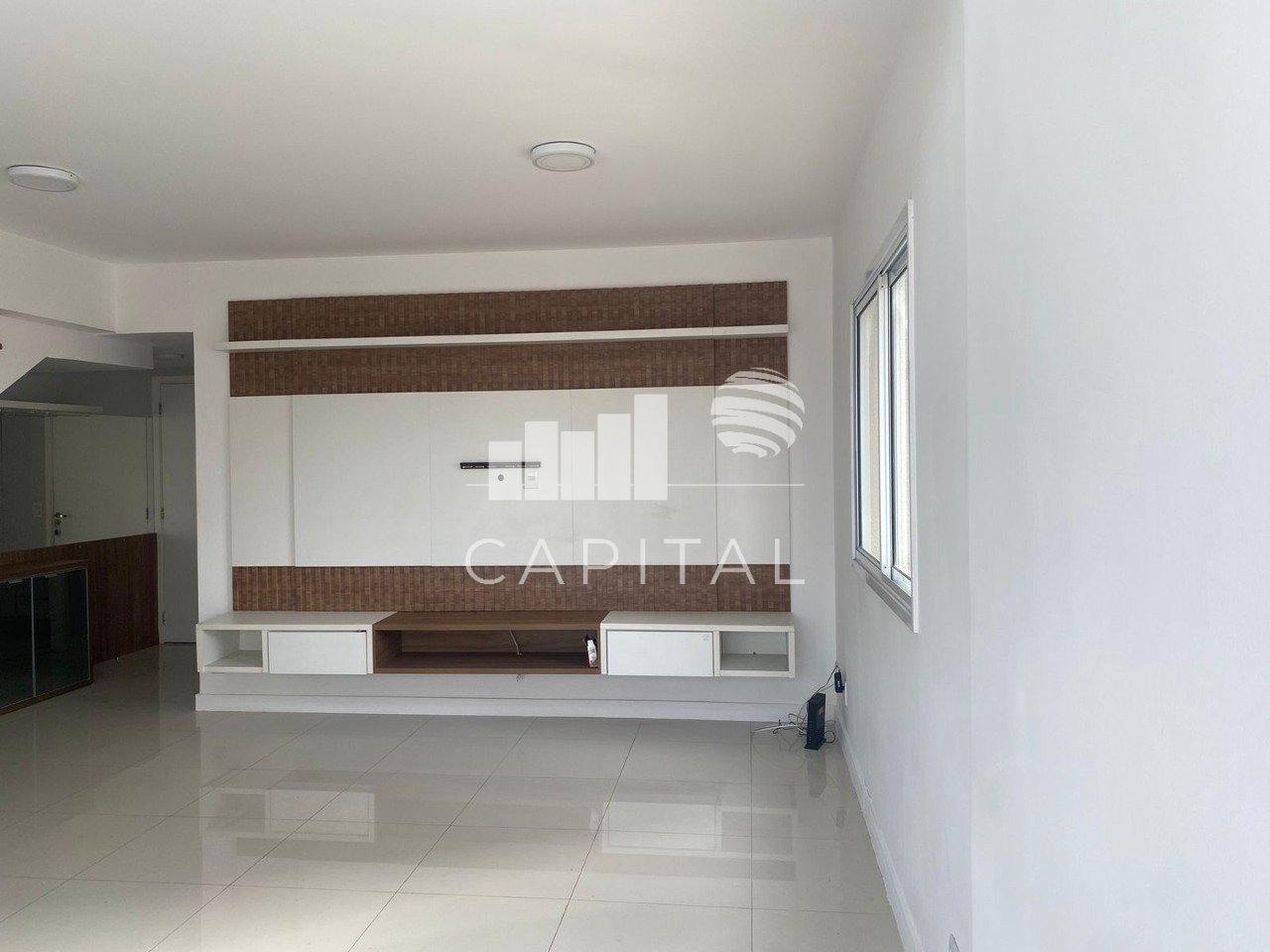 Apartamento para alugar com 2 quartos, 82m² - Foto 2