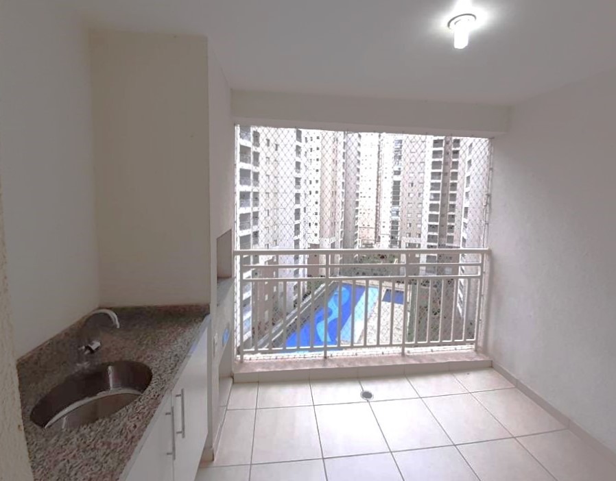 Apartamento para alugar com 3 quartos, 85m² - Foto 3