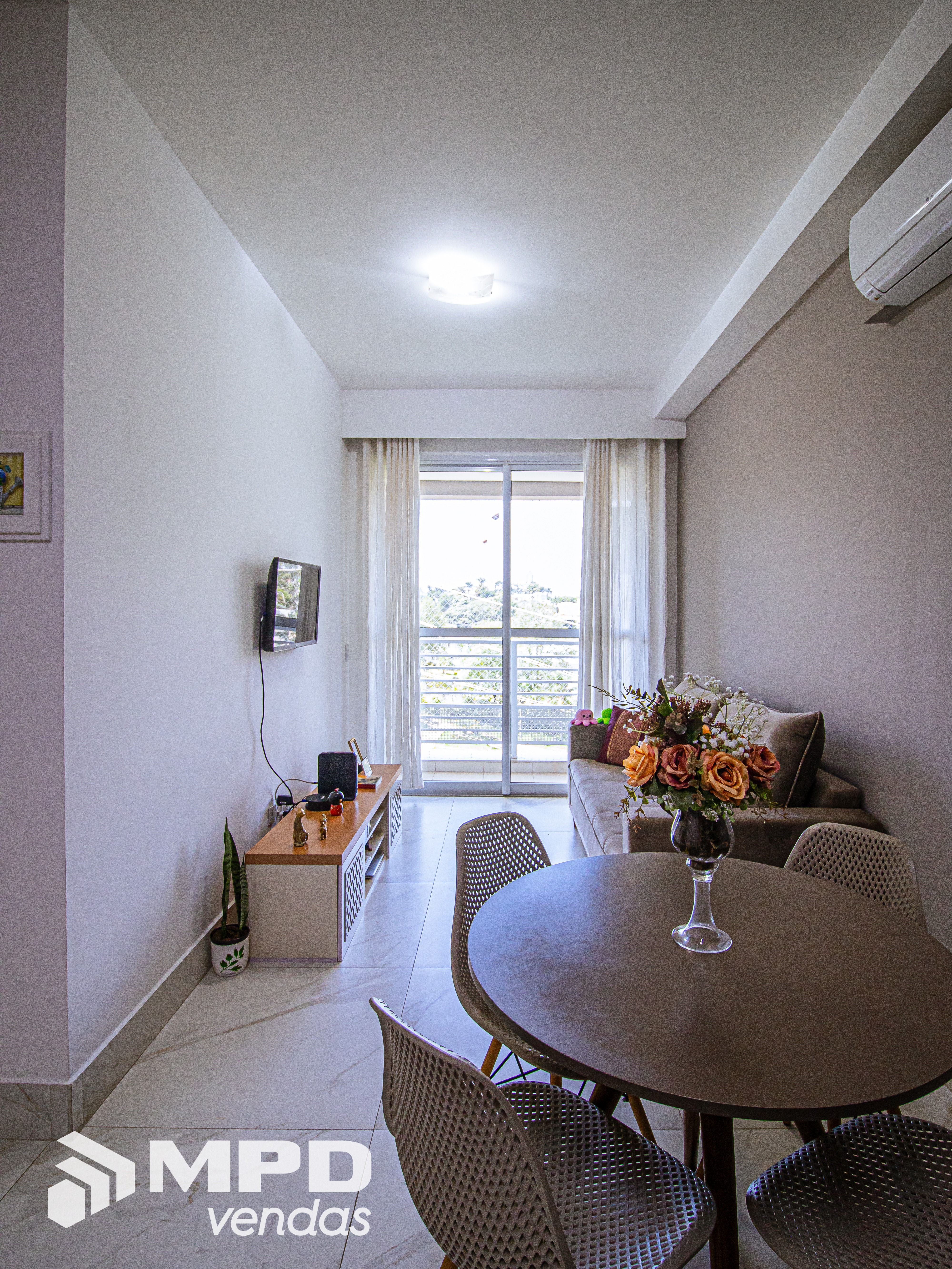 Apartamento à venda com 1 quarto, 45m² - Foto 4