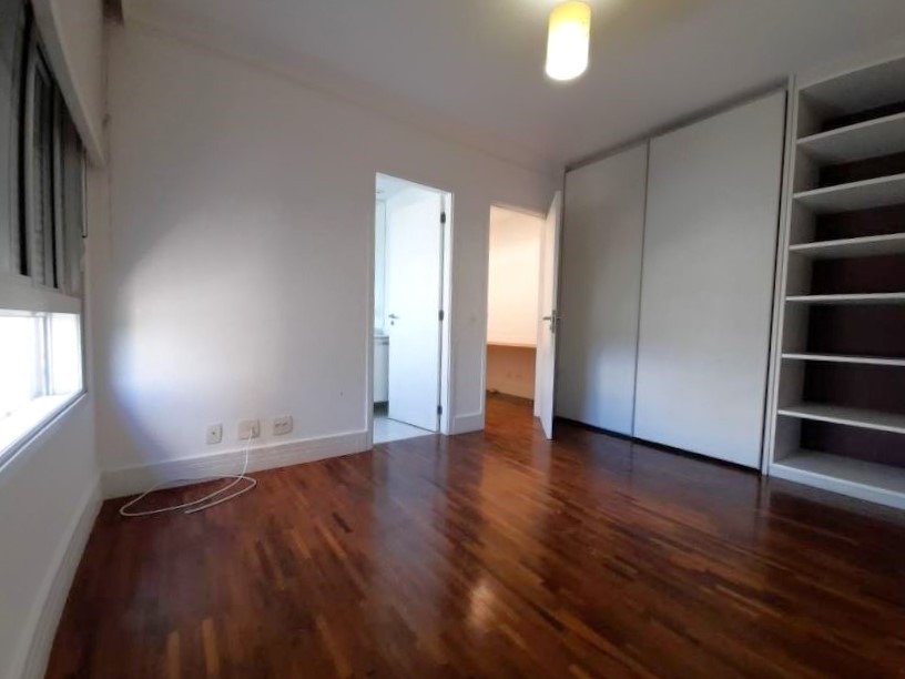 Apartamento para alugar com 3 quartos, 196m² - Foto 9