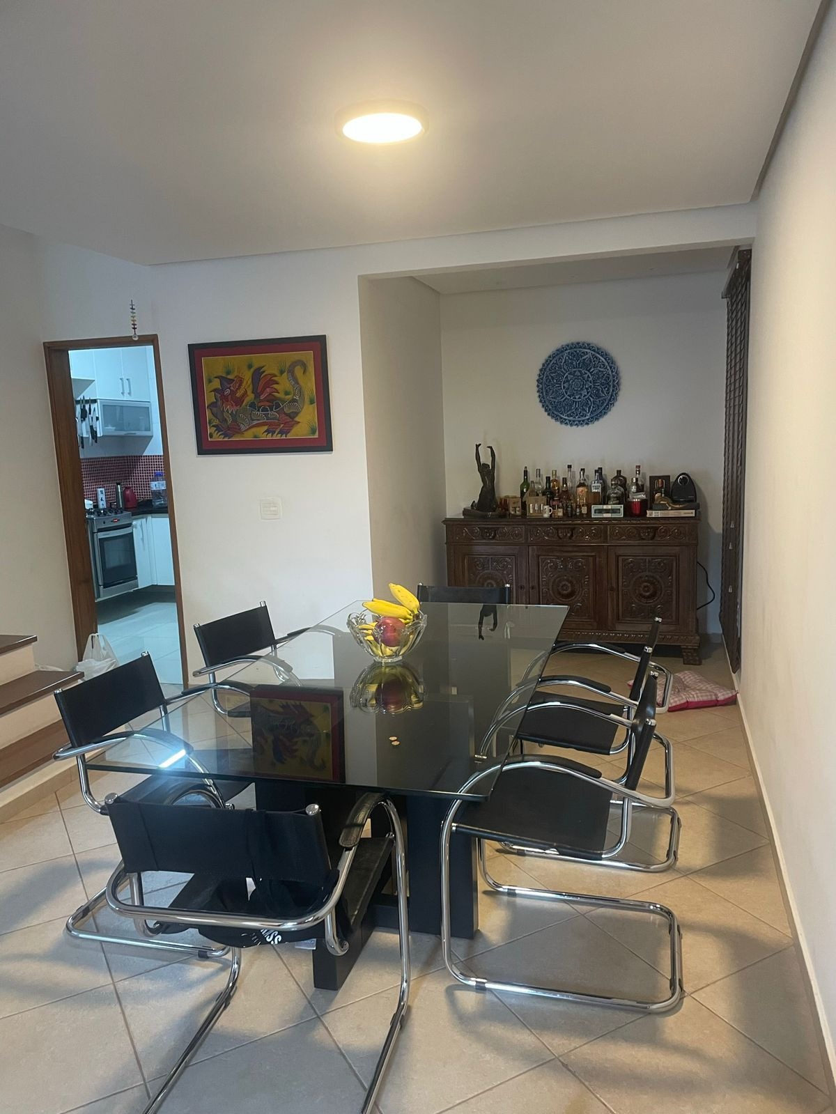 Casa de Condomínio à venda com 3 quartos, 210m² - Foto 1