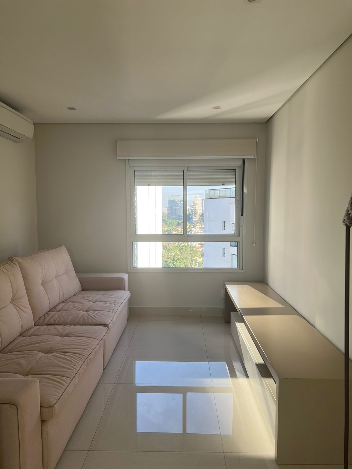 Apartamento à venda e aluguel com 3 quartos, 196m² - Foto 3