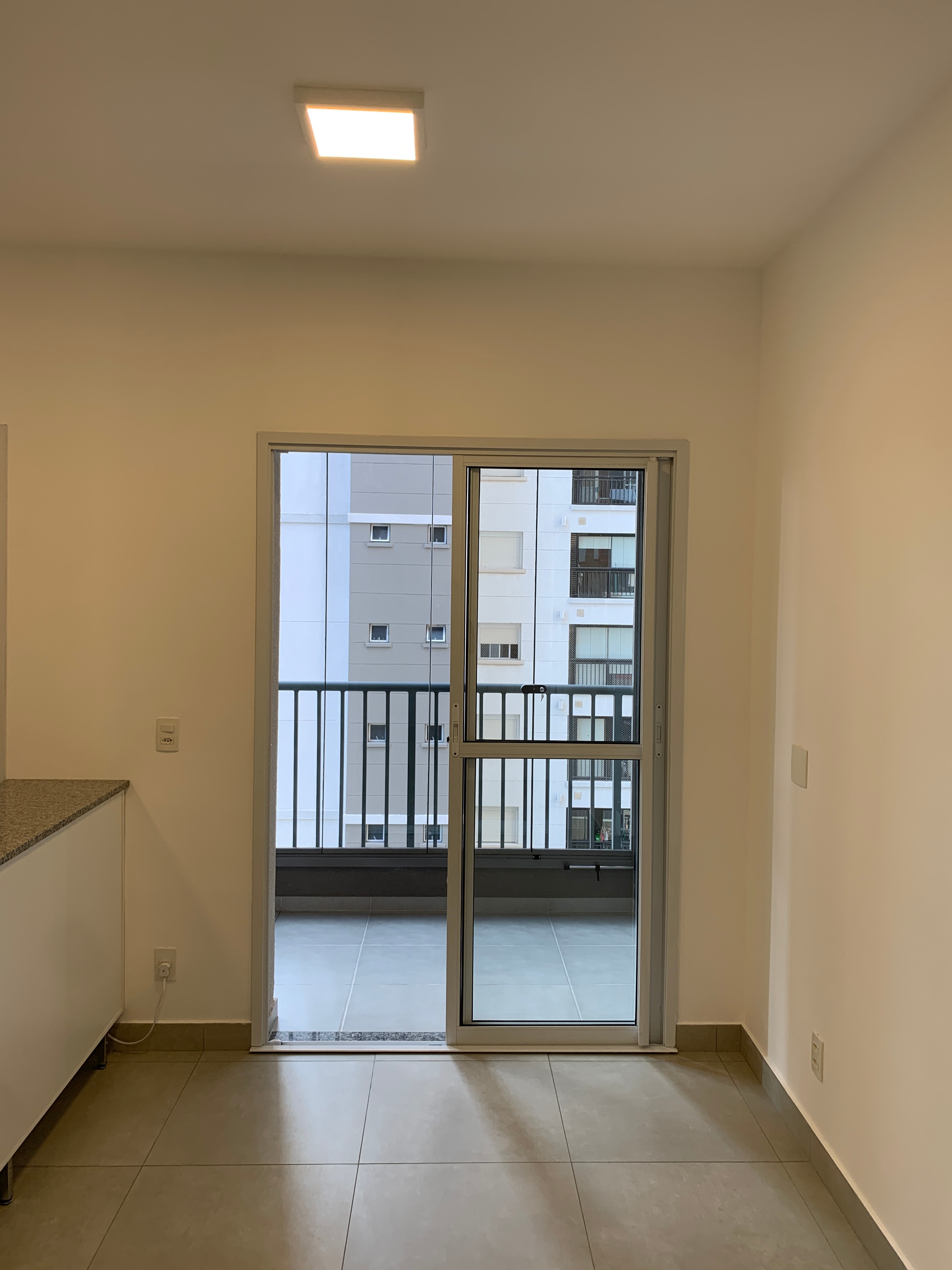 Apartamento para alugar com 2 quartos, 52m² - Foto 12