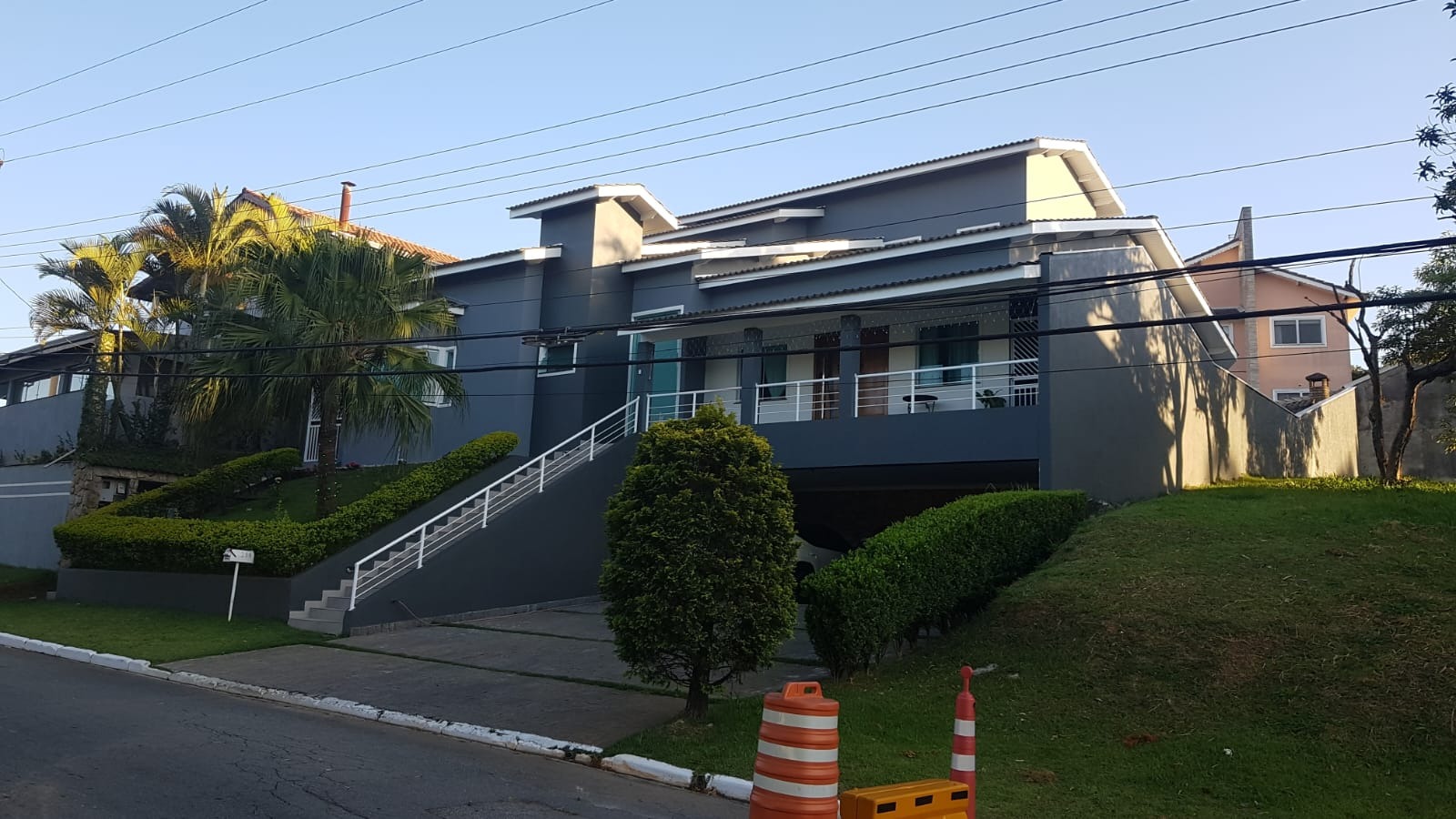 Casa à venda com 4 quartos, 402m² - Foto 2