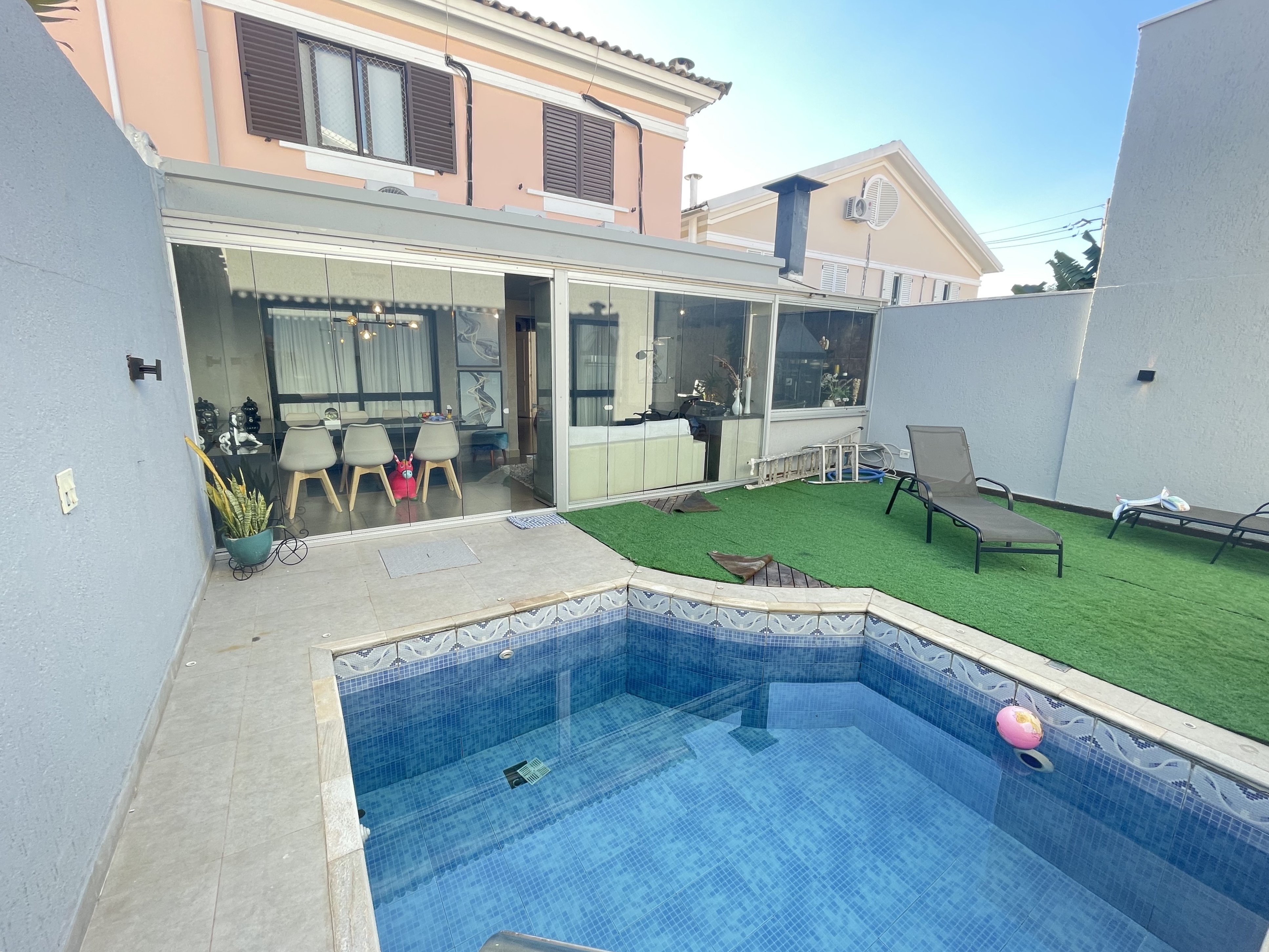 Casa à venda e aluguel com 3 quartos, 190m² - Foto 7