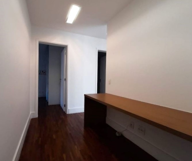 Apartamento para alugar com 3 quartos, 196m² - Foto 5