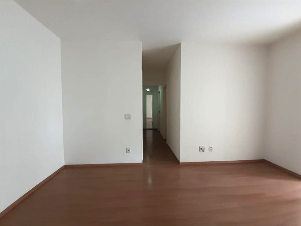 Apartamento para alugar com 3 quartos, 85m² - Foto 11