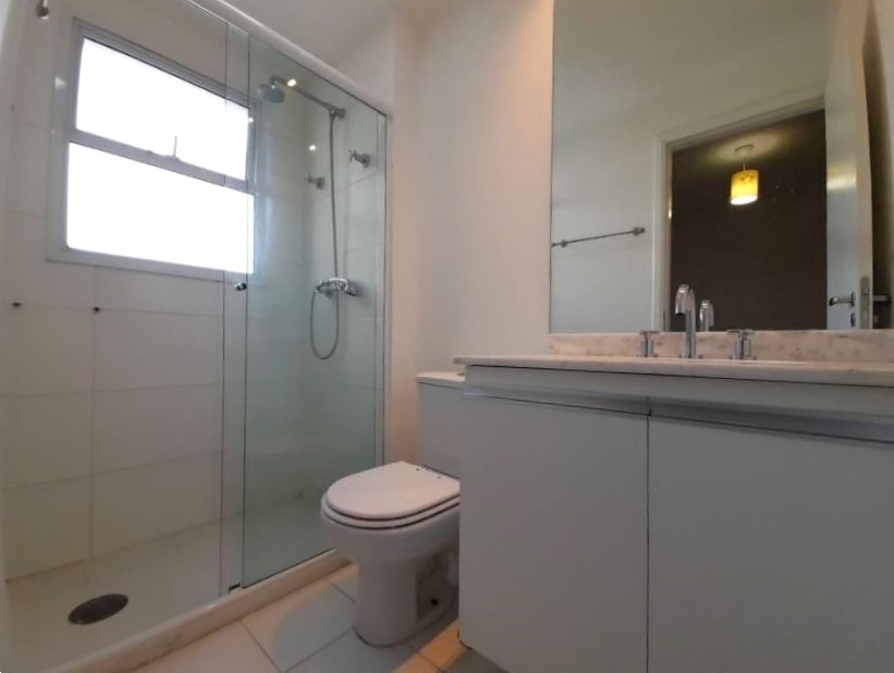 Apartamento para alugar com 3 quartos, 196m² - Foto 12