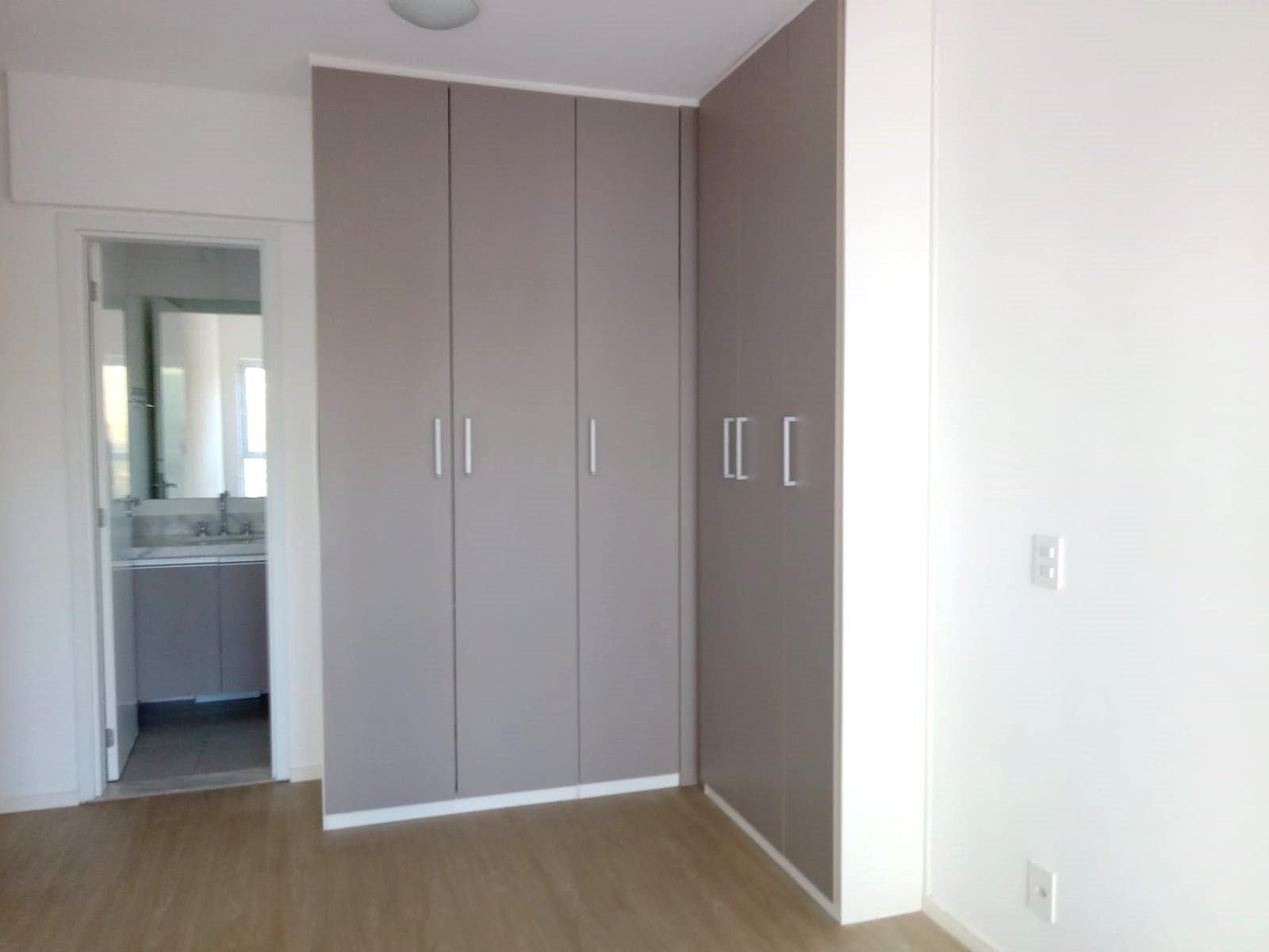 Apartamento para alugar com 2 quartos, 66m² - Foto 3