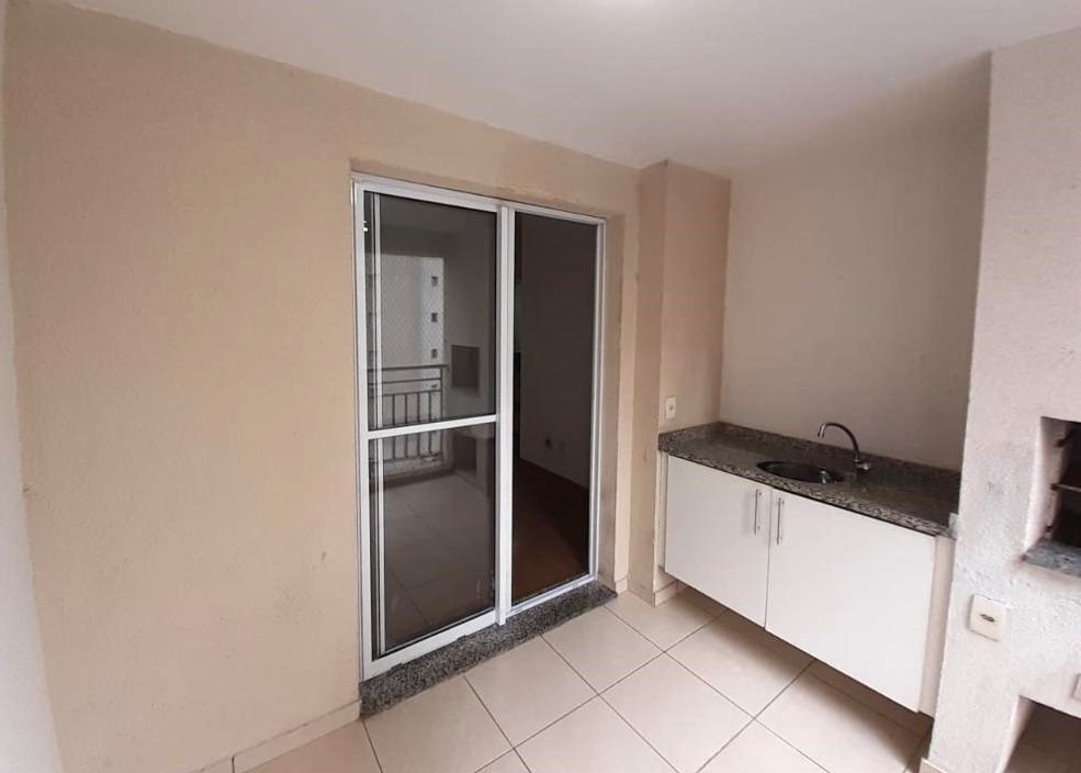 Apartamento para alugar com 3 quartos, 85m² - Foto 2