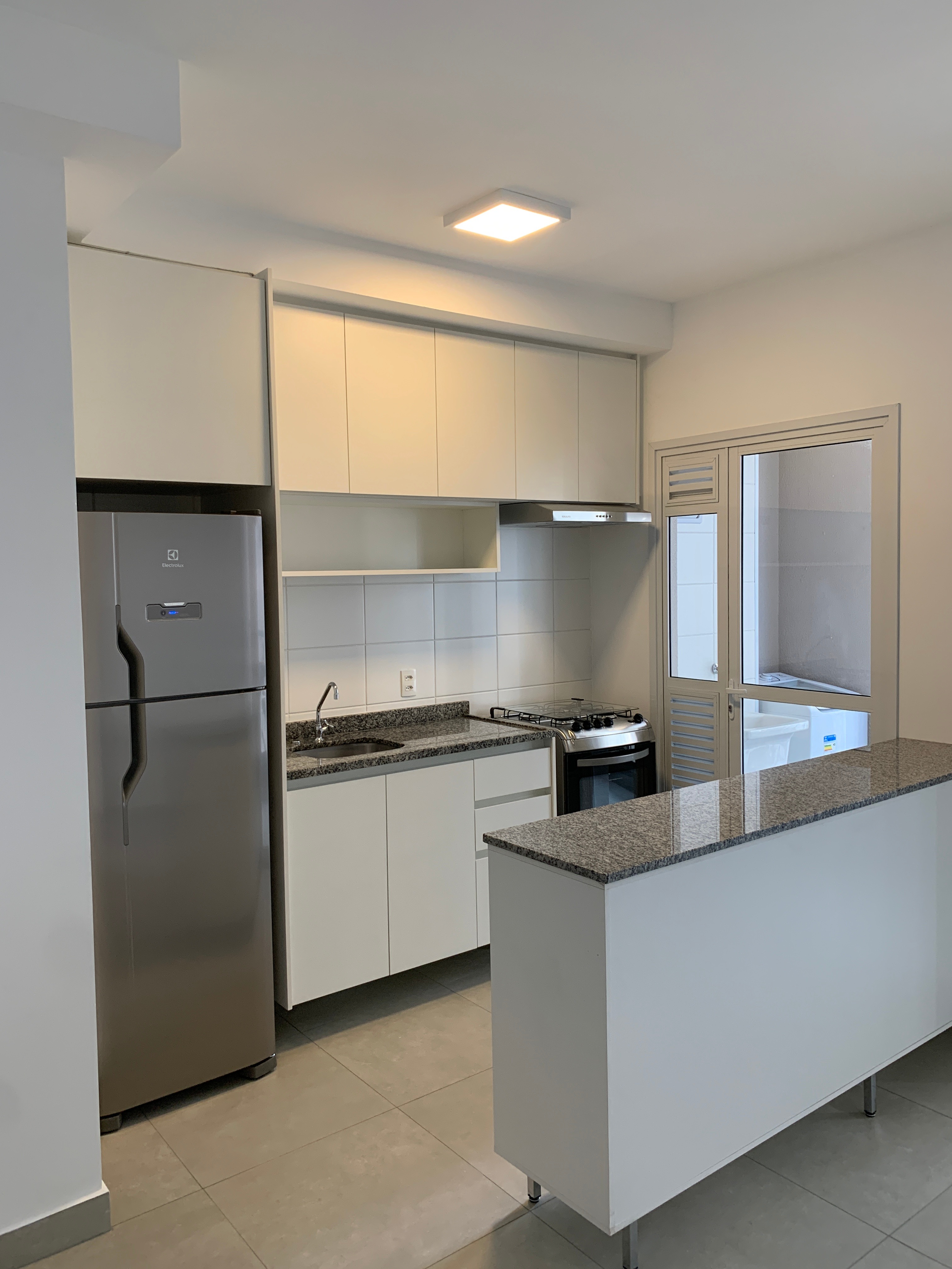 Apartamento para alugar com 2 quartos, 52m² - Foto 7