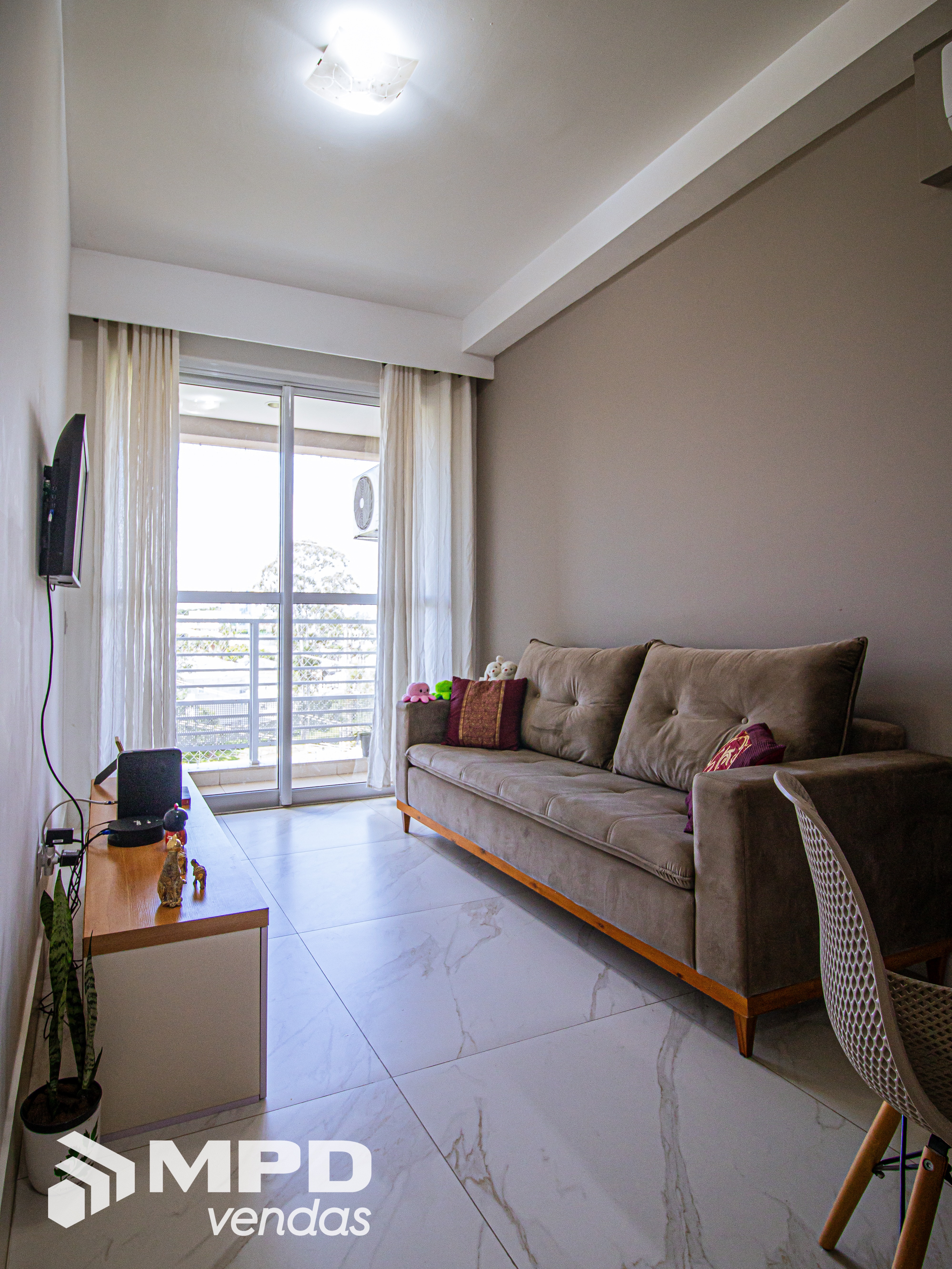 Apartamento à venda com 1 quarto, 45m² - Foto 1