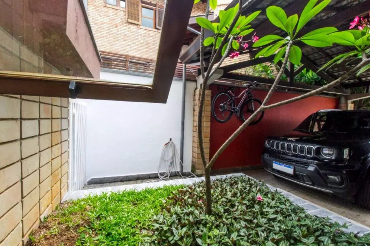 Casa de Condomínio à venda com 4 quartos, 326m² - Foto 62