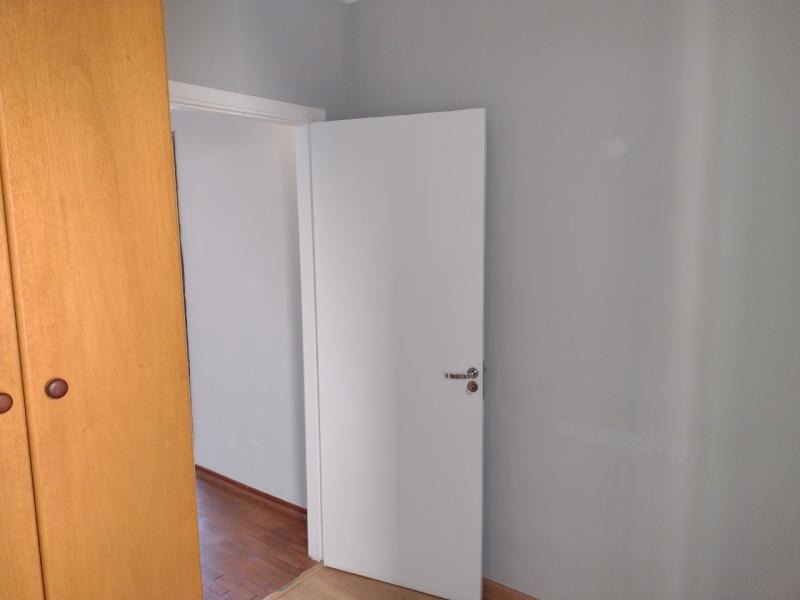 Apartamento para alugar com 3 quartos, 86m² - Foto 9