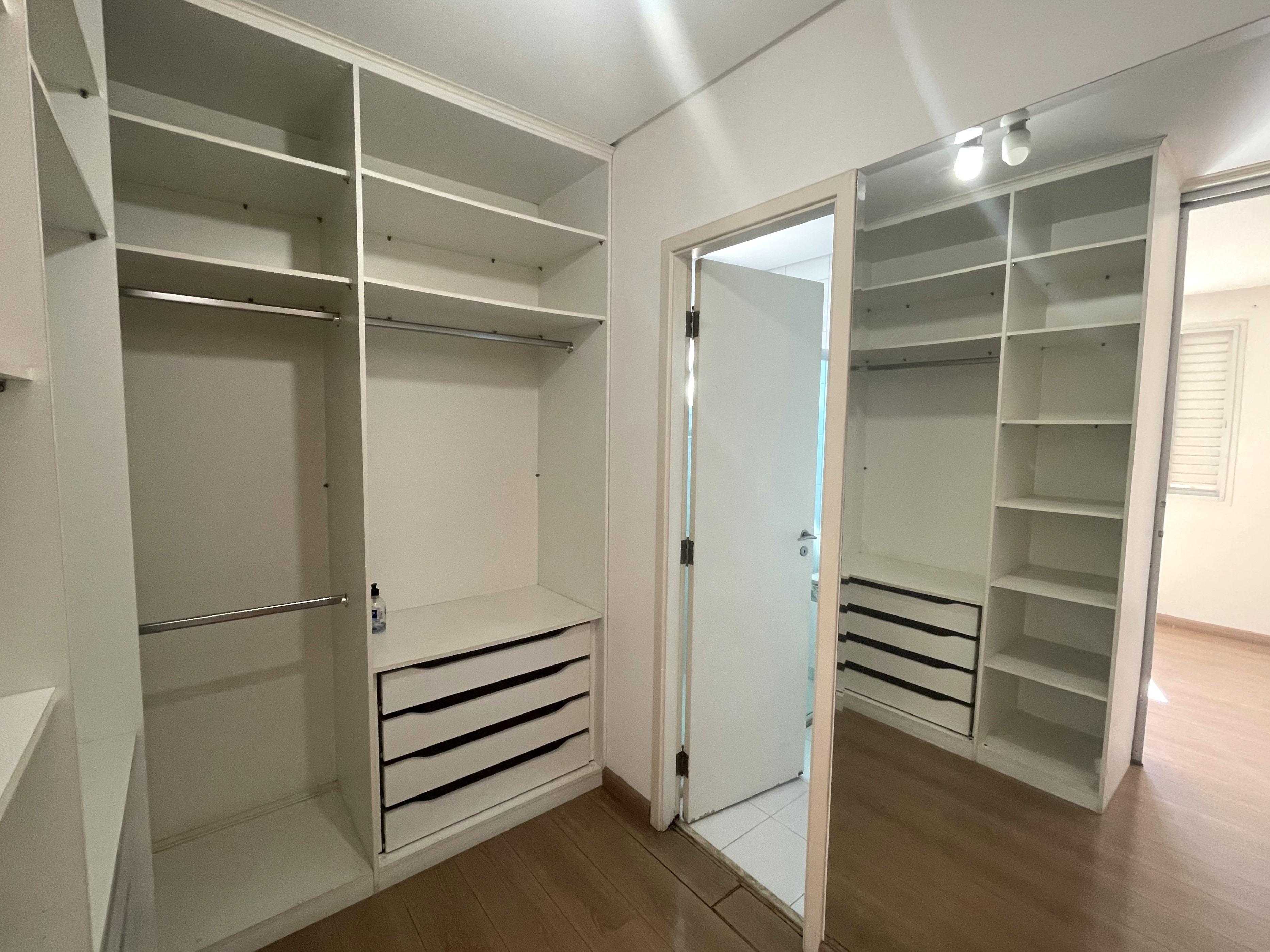 Apartamento à venda com 3 quartos, 110m² - Foto 23