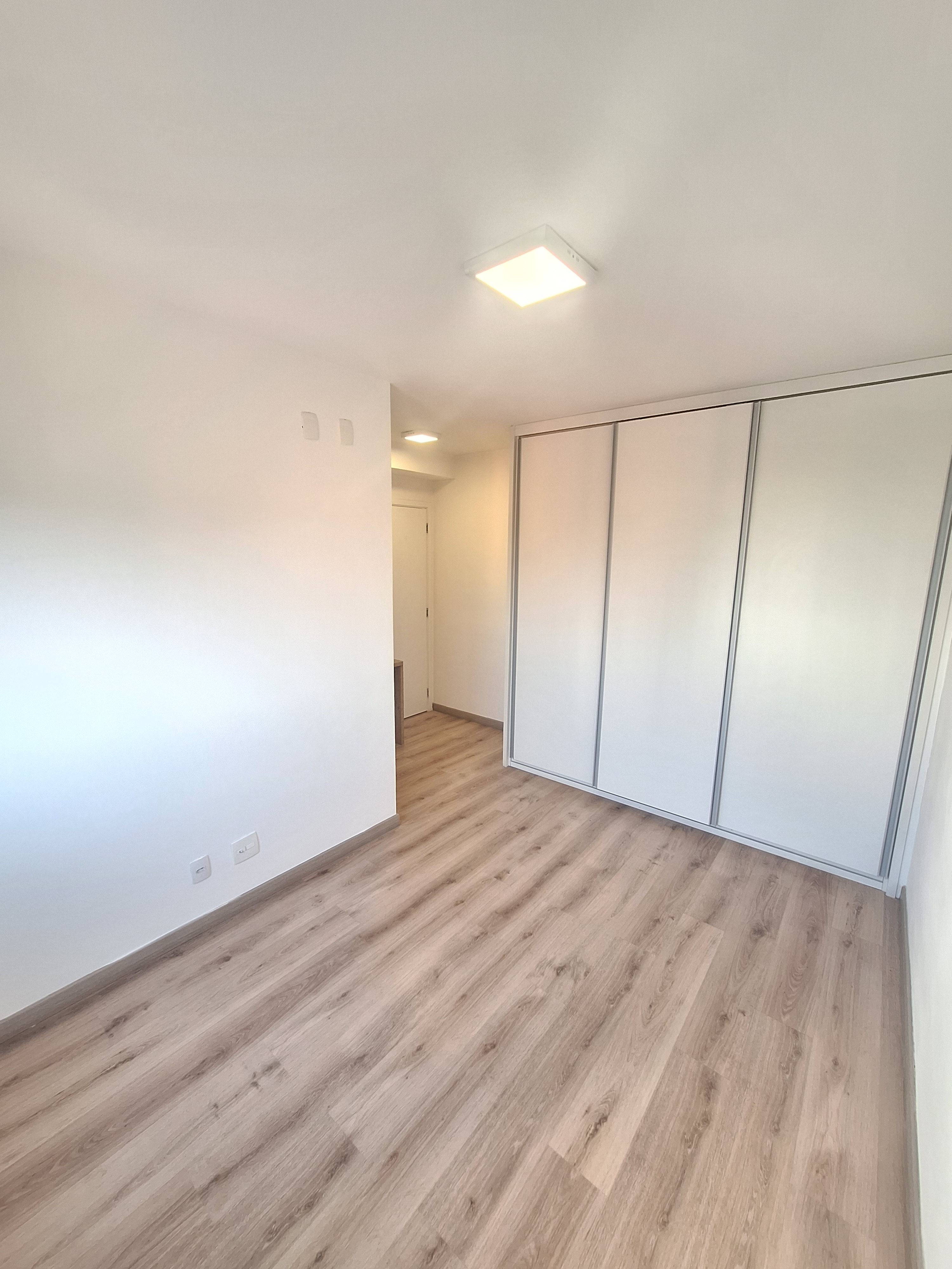 Apartamento para alugar com 2 quartos, 62m² - Foto 4