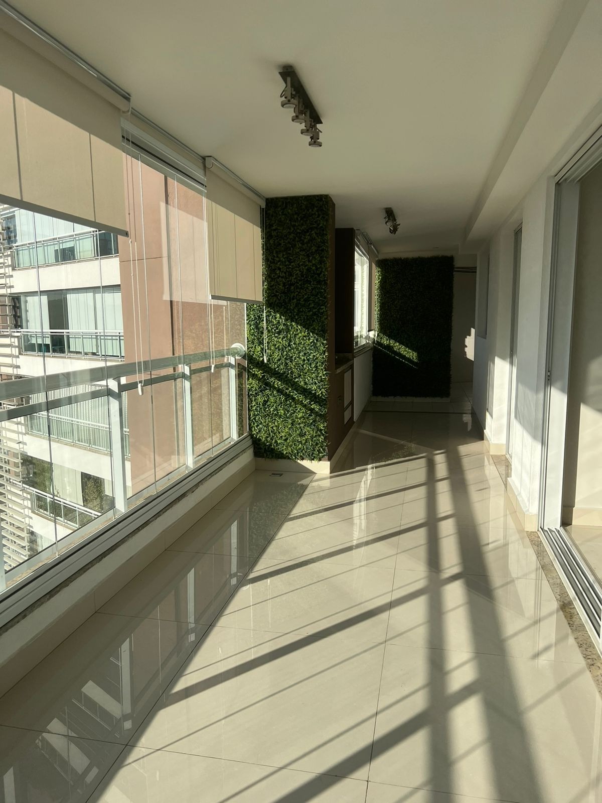 Apartamento à venda e aluguel com 3 quartos, 196m² - Foto 6