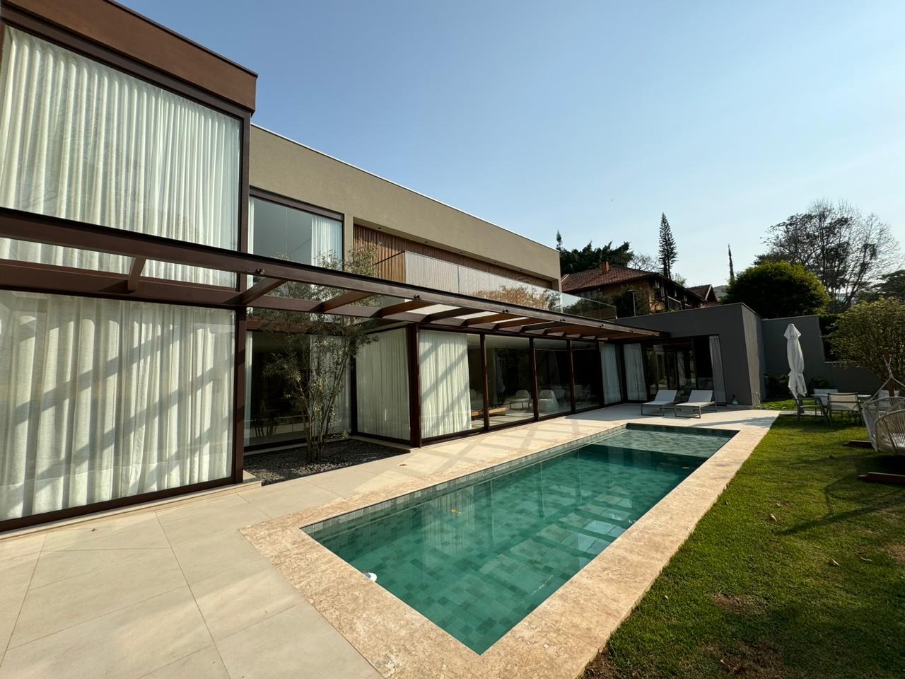 Casa de Condomínio à venda com 4 quartos, 700m² - Foto 1