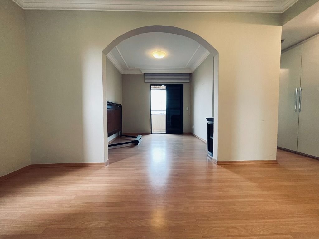 Apartamento à venda e aluguel com 3 quartos, 154m² - Foto 15