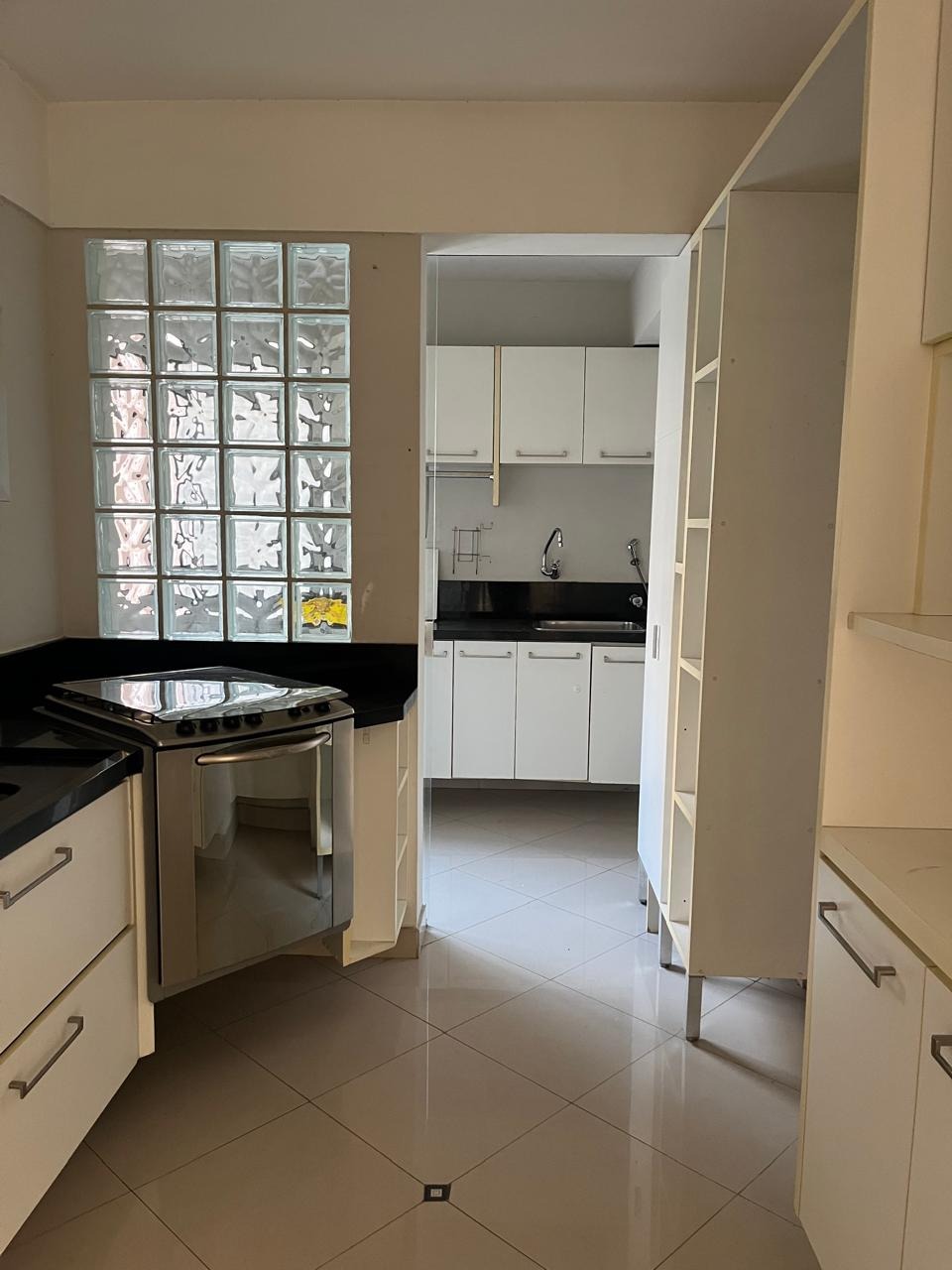 Apartamento à venda com 3 quartos, 130m² - Foto 6