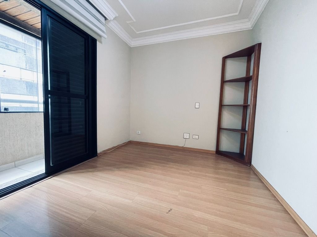 Apartamento à venda e aluguel com 3 quartos, 154m² - Foto 10