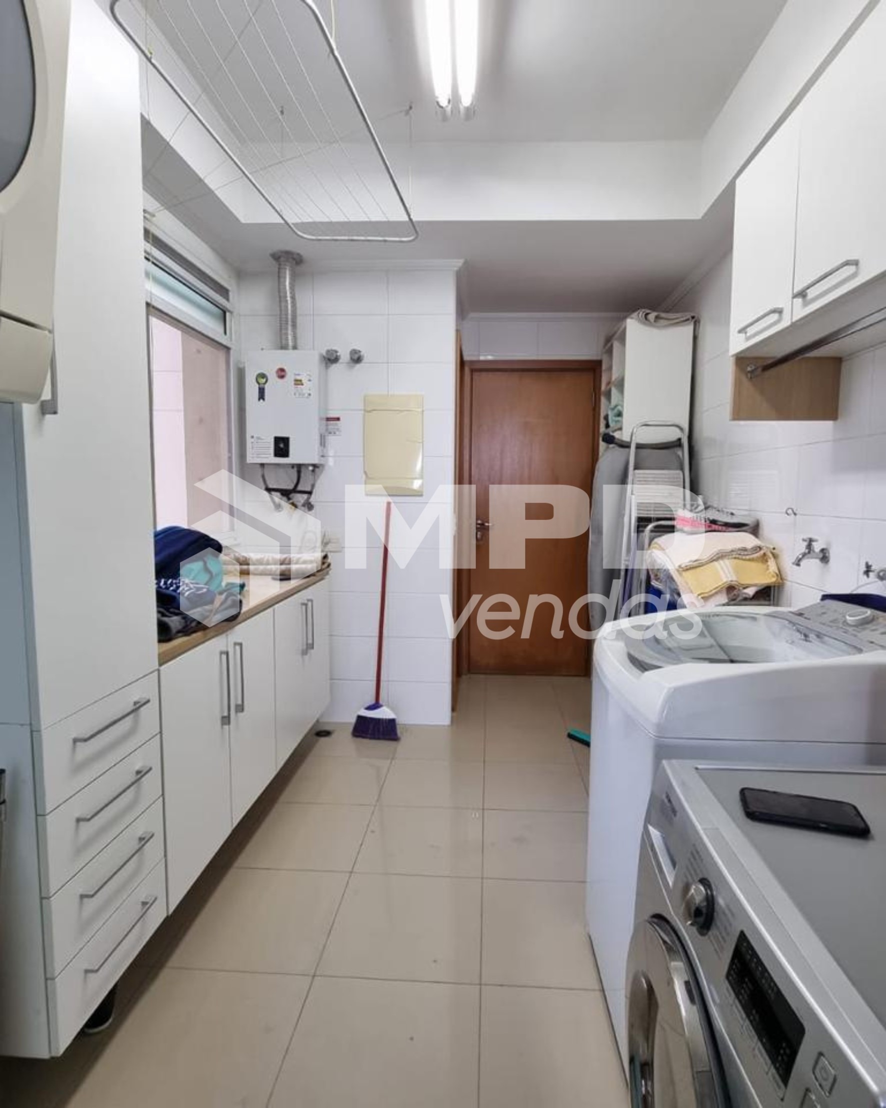 Apartamento à venda com 4 quartos, 195m² - Foto 24