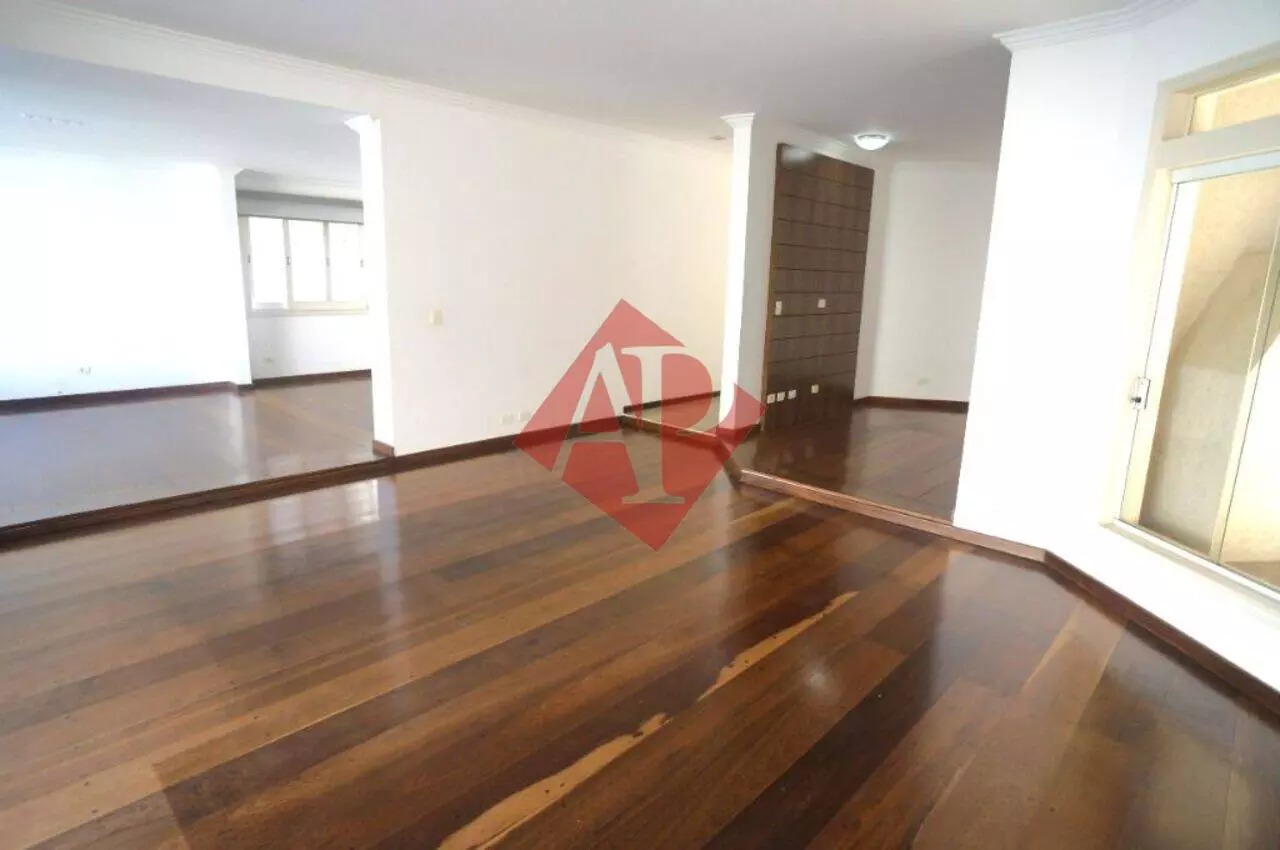 Casa à venda e aluguel com 4 quartos, 380m² - Foto 3