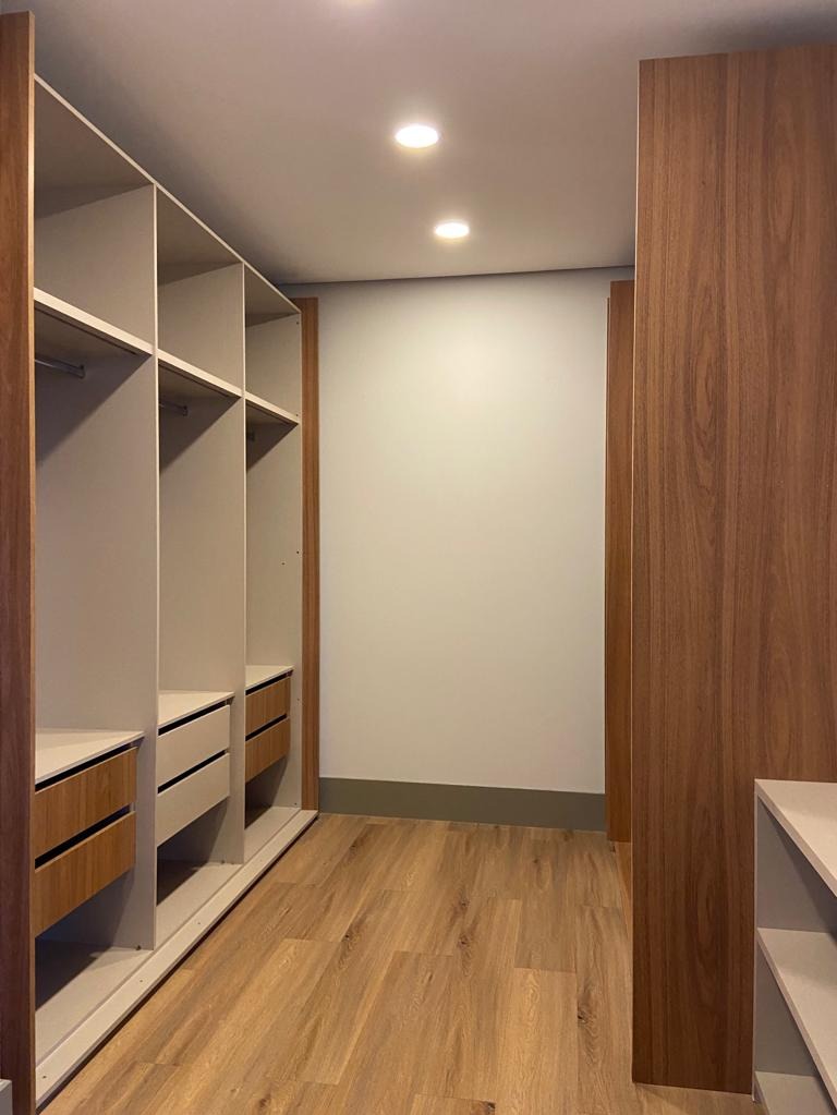 Casa à venda com 4 quartos, 350m² - Foto 20