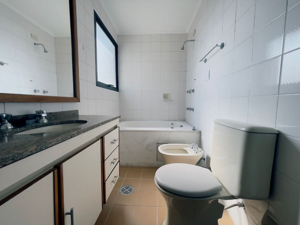 Apartamento à venda com 3 quartos, 144m² - Foto 21