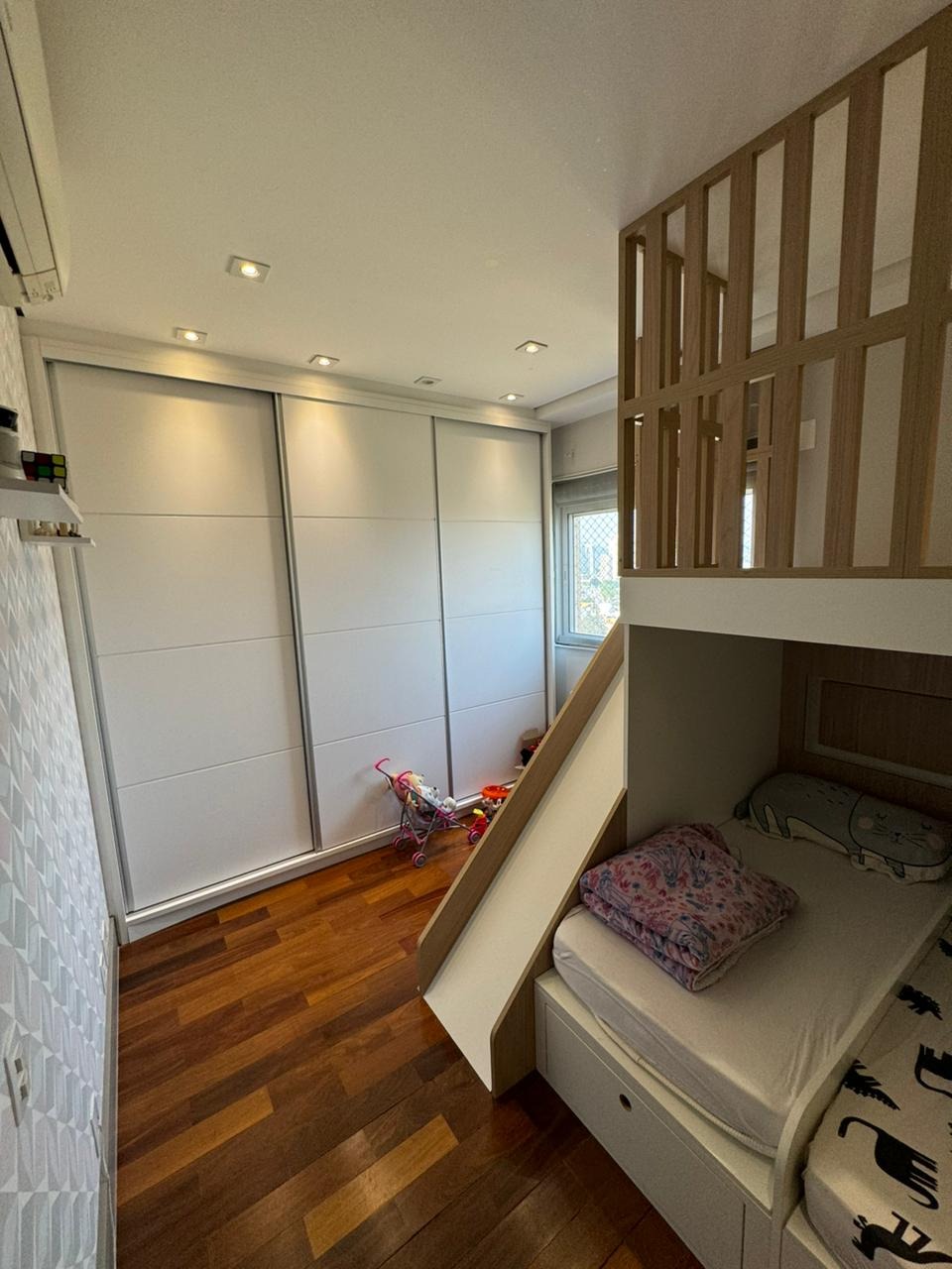 Apartamento à venda com 3 quartos, 176m² - Foto 21