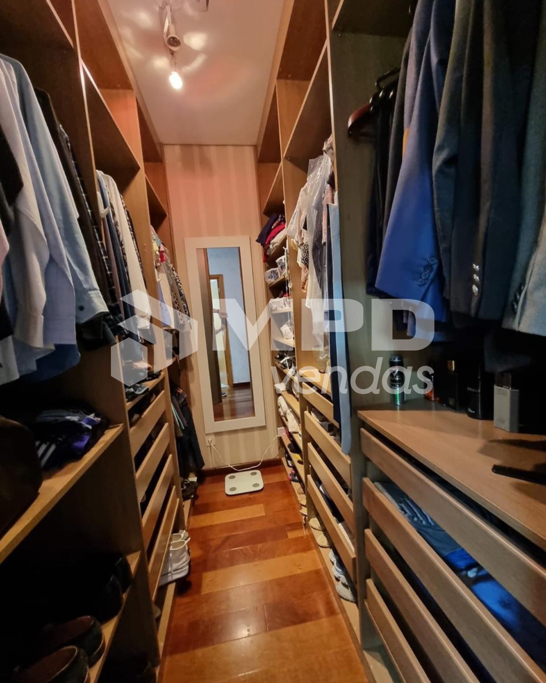 Apartamento à venda com 4 quartos, 195m² - Foto 30