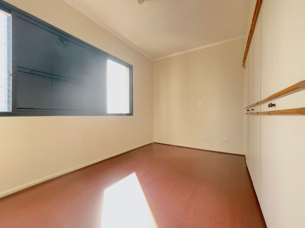 Apartamento à venda com 3 quartos, 144m² - Foto 18