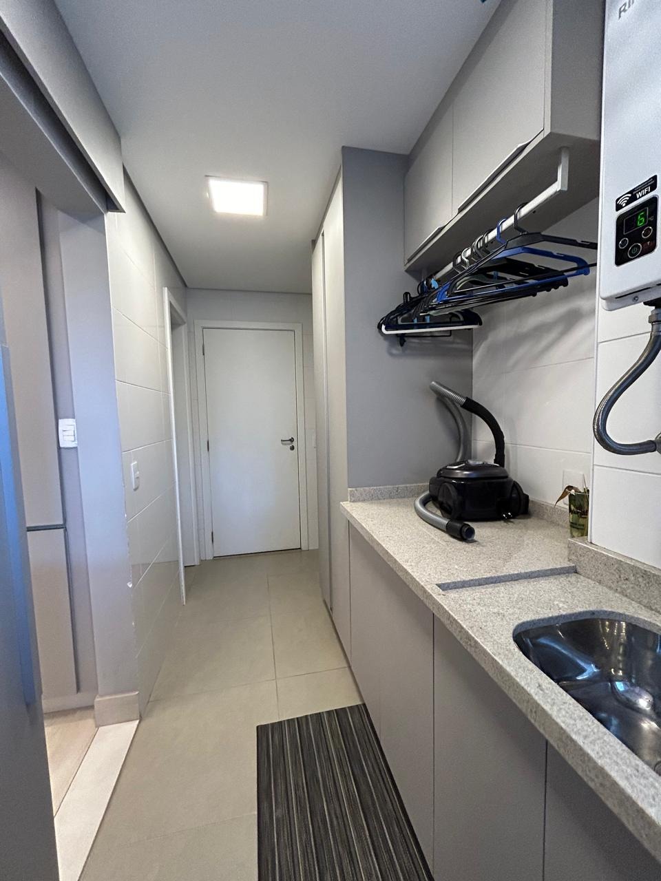 Apartamento à venda com 3 quartos, 168m² - Foto 11