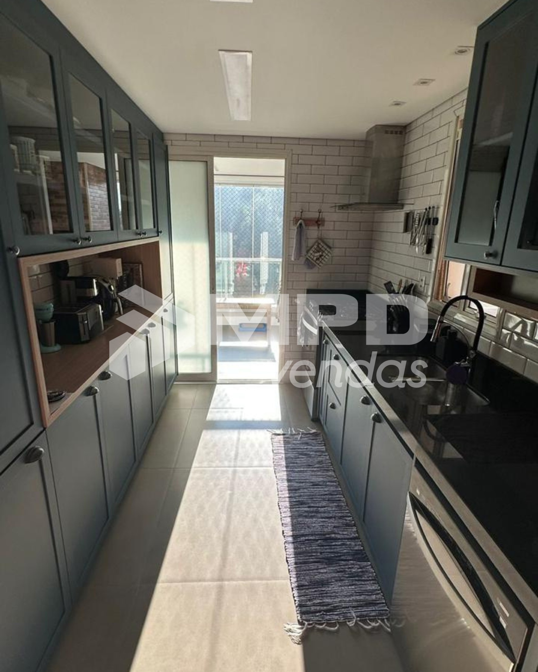 Apartamento à venda com 3 quartos, 172m² - Foto 28