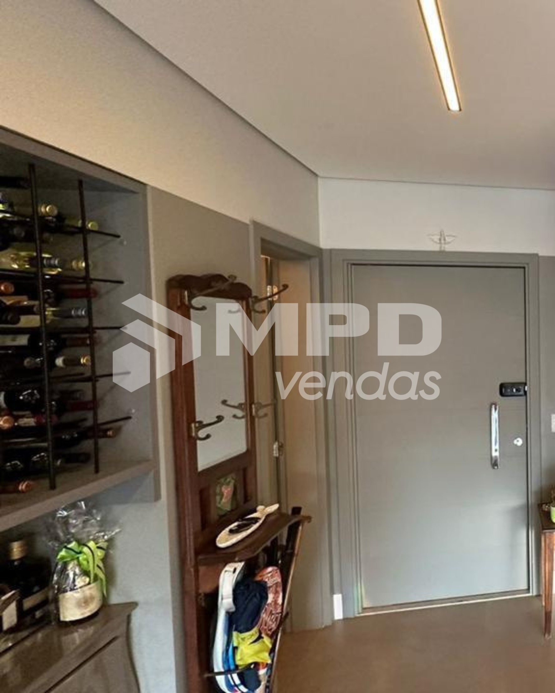 Apartamento à venda com 3 quartos, 172m² - Foto 11