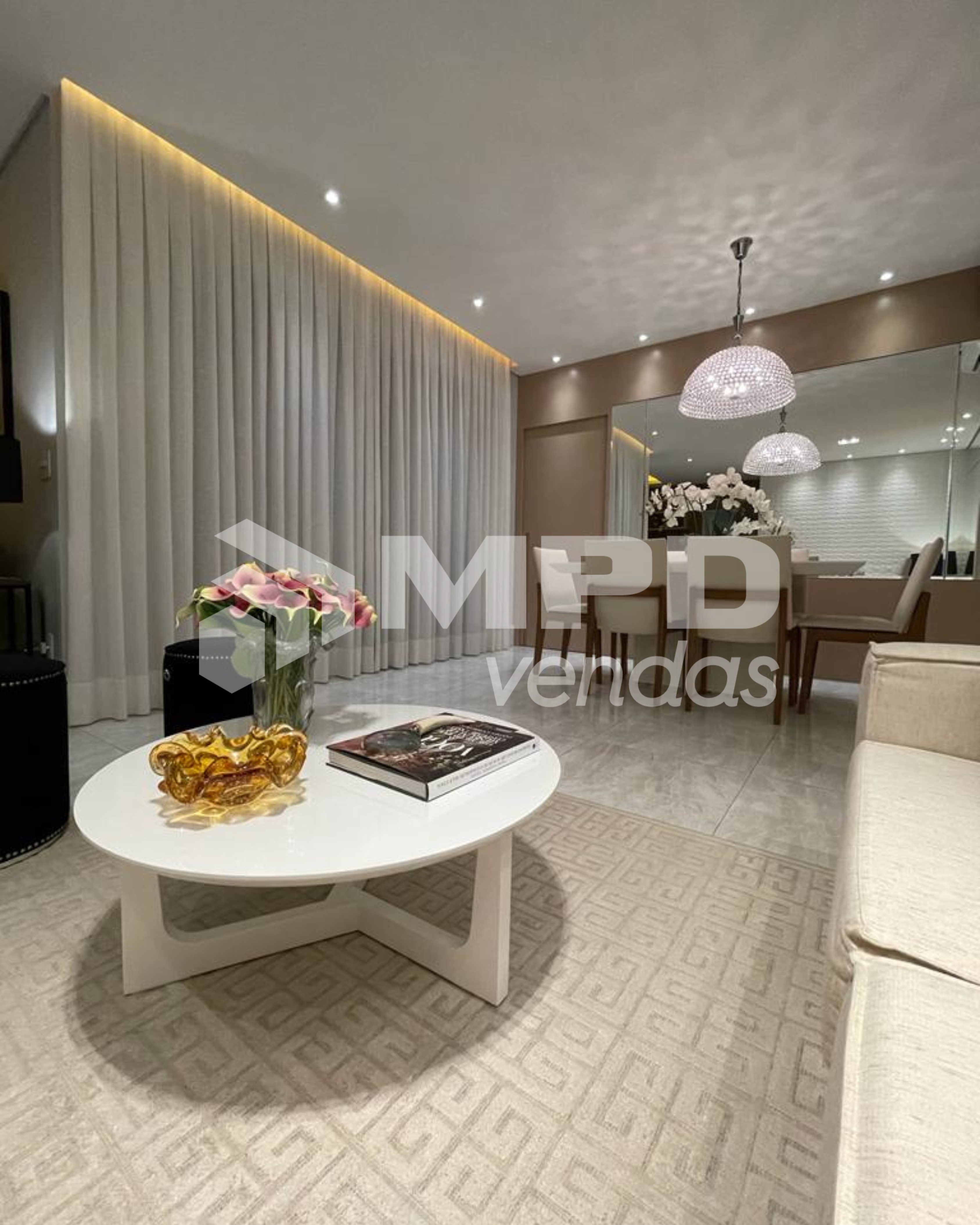 Apartamento à venda com 3 quartos, 123m² - Foto 4