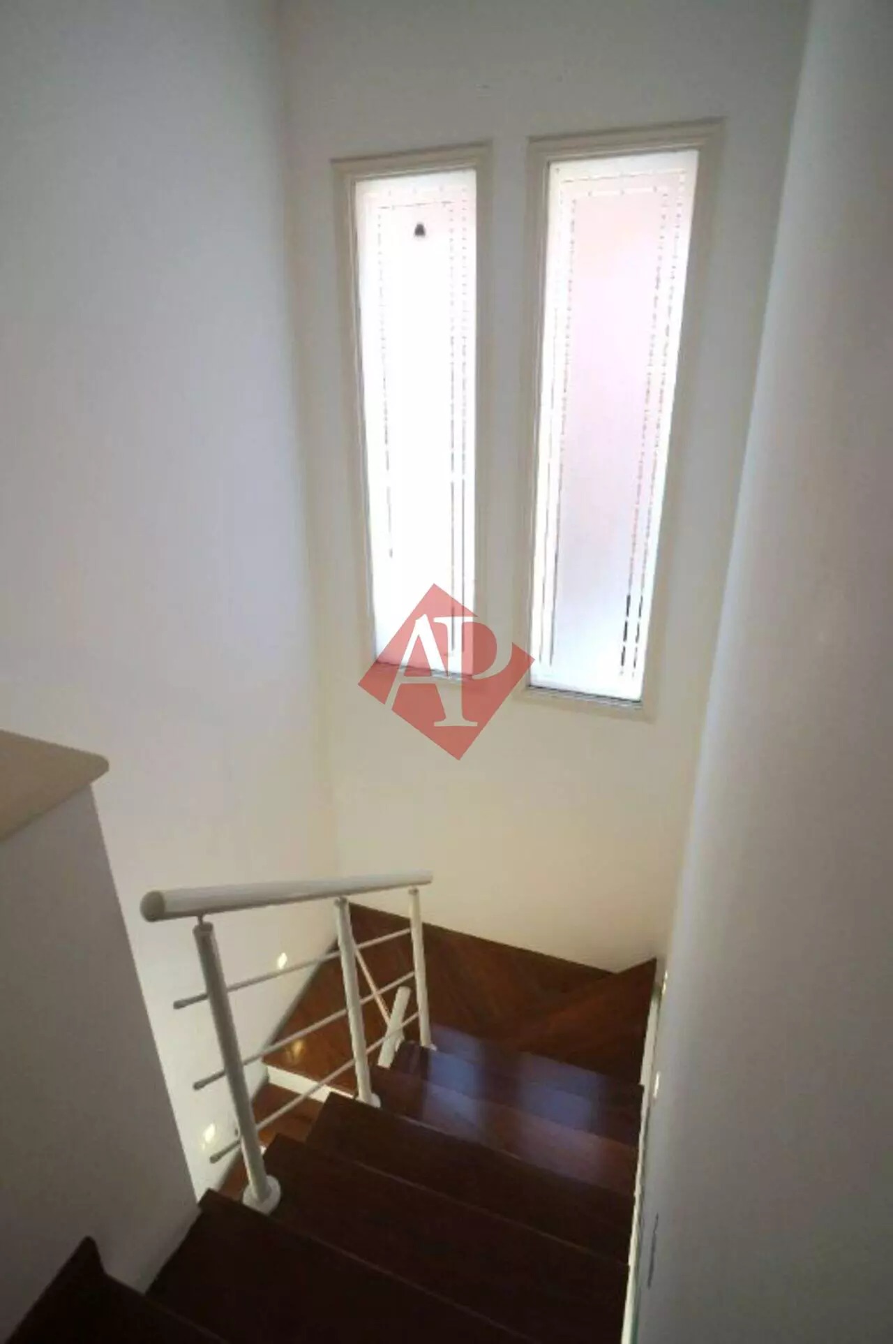 Casa à venda e aluguel com 4 quartos, 380m² - Foto 10