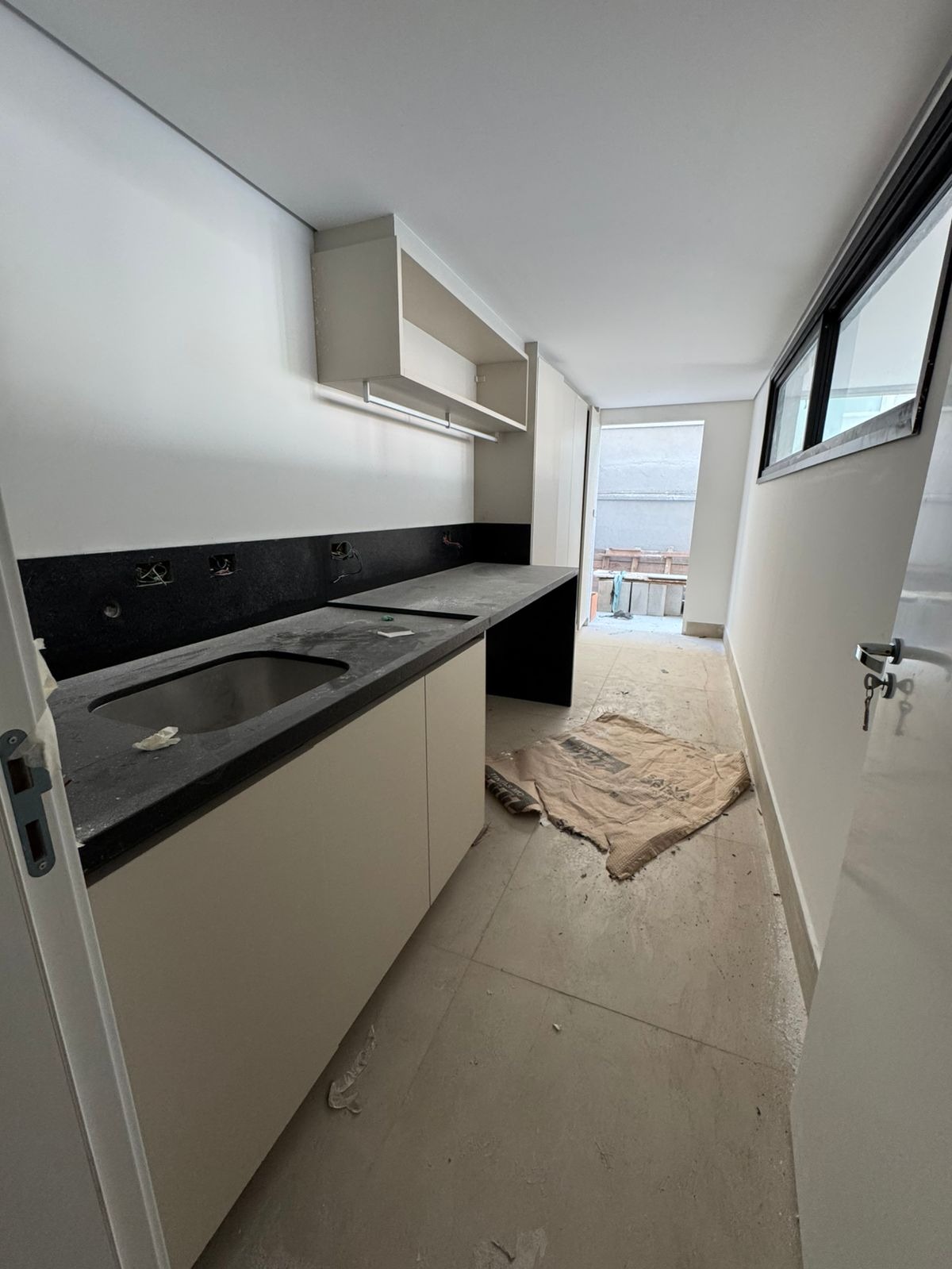 Casa à venda com 3 quartos, 420m² - Foto 7