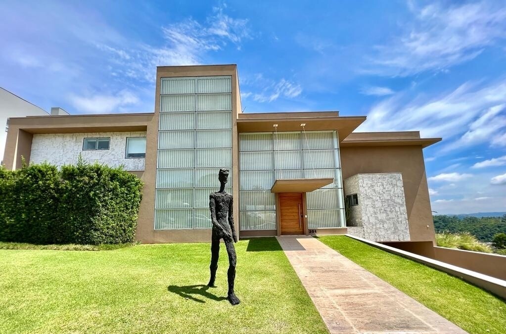 Casa de Condomínio à venda com 4 quartos, 748m² - Foto 1