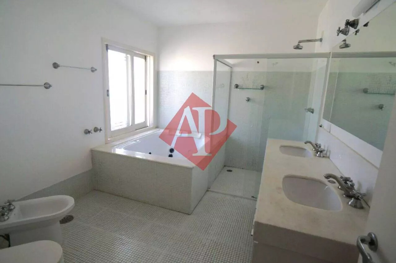 Casa à venda e aluguel com 4 quartos, 380m² - Foto 19