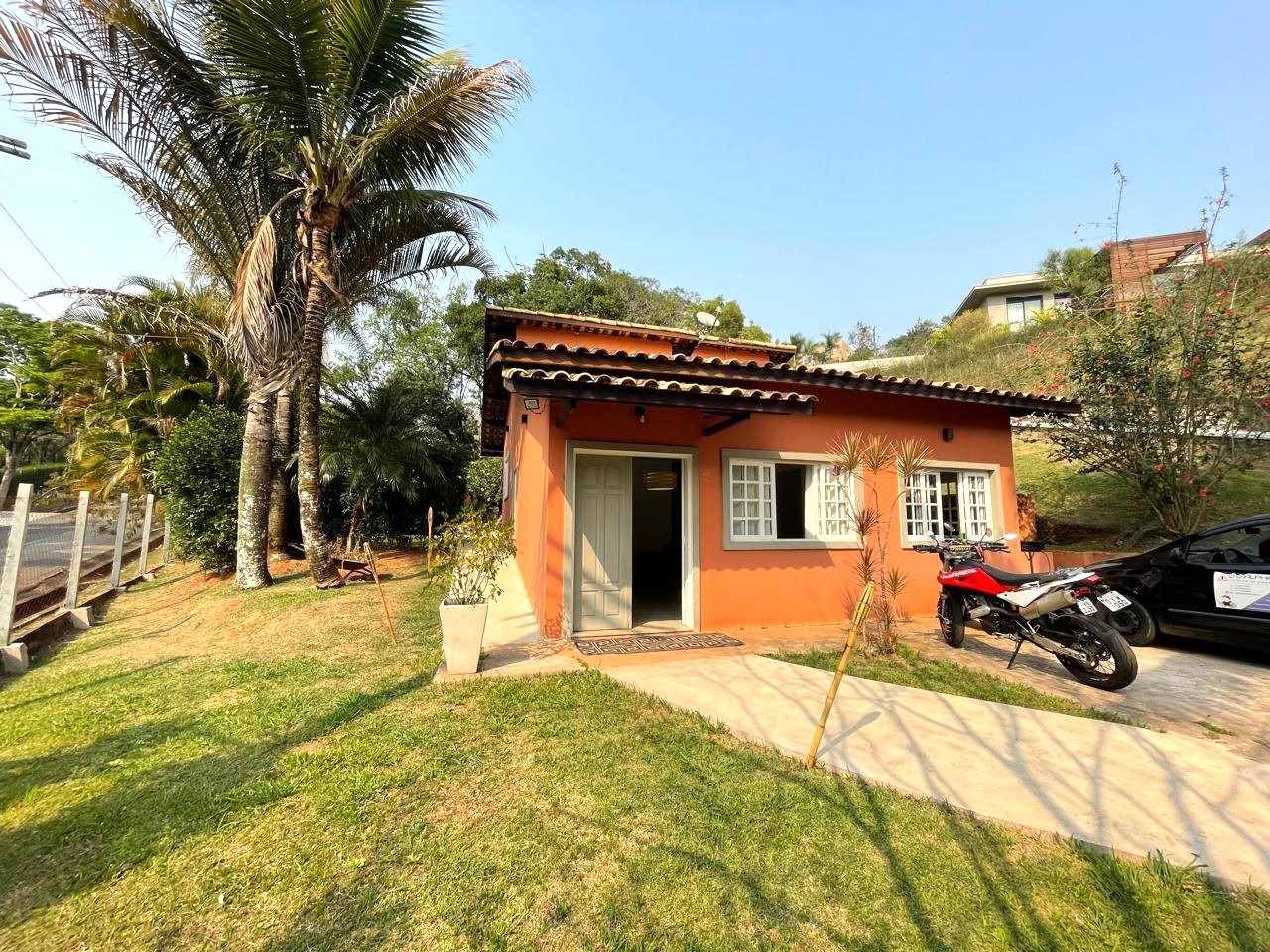 Casa à venda com 3 quartos, 100m² - Foto 3