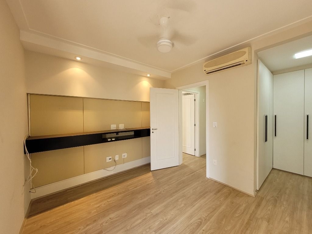 Apartamento para alugar com 3 quartos, 177m² - Foto 18