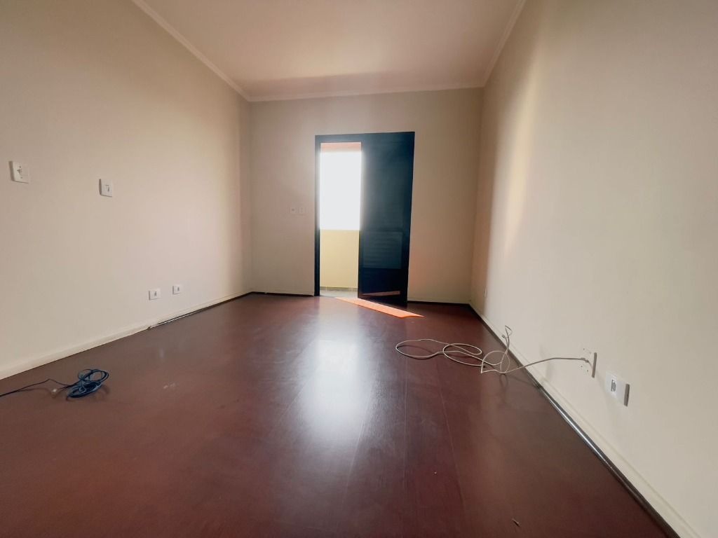 Apartamento à venda com 3 quartos, 144m² - Foto 14