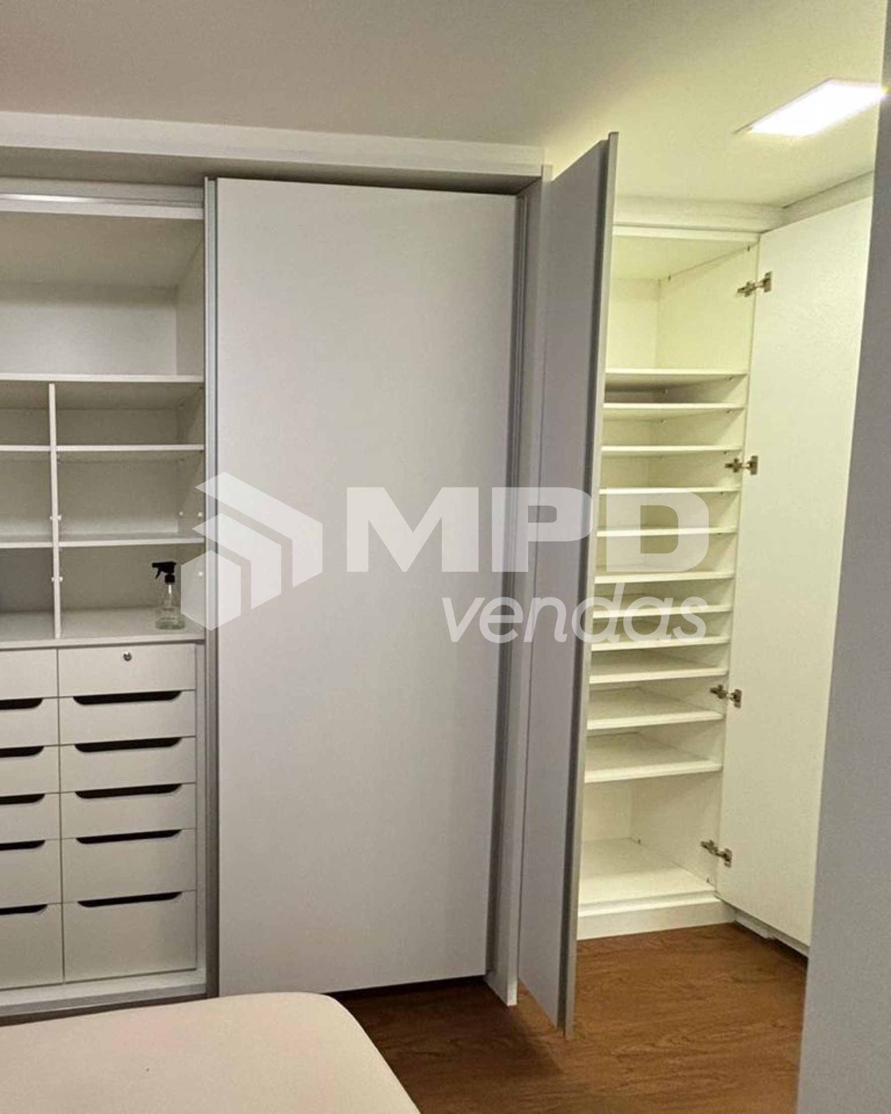 Apartamento à venda com 1 quarto, 53m² - Foto 13