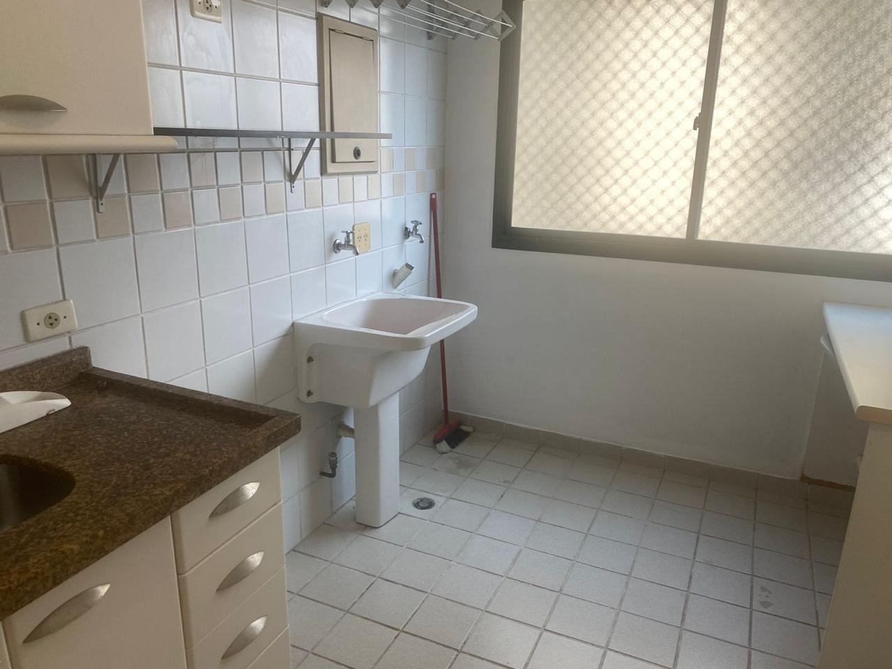 Apartamento para alugar com 3 quartos, 93m² - Foto 9