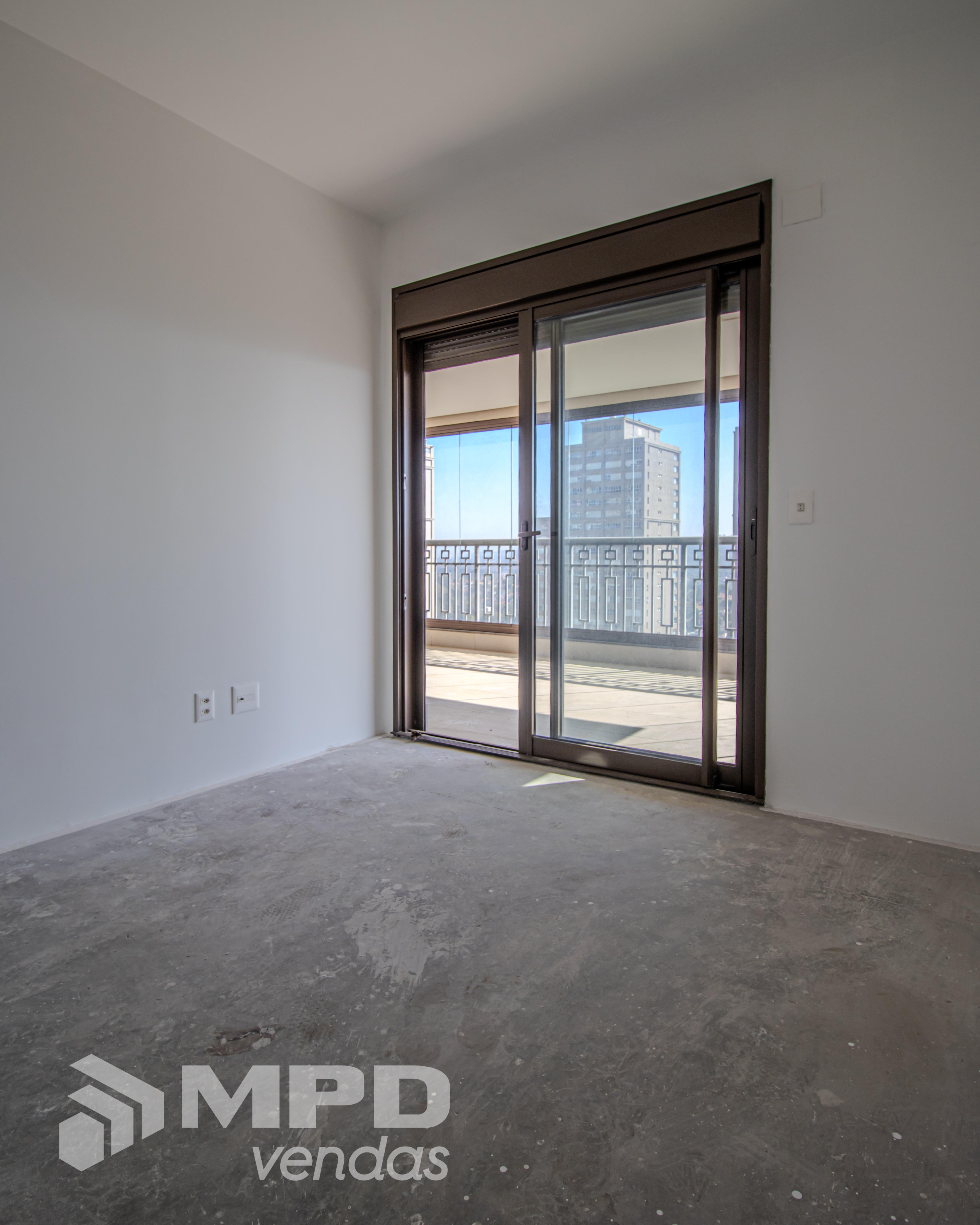 Apartamento à venda com 3 quartos, 285m² - Foto 2