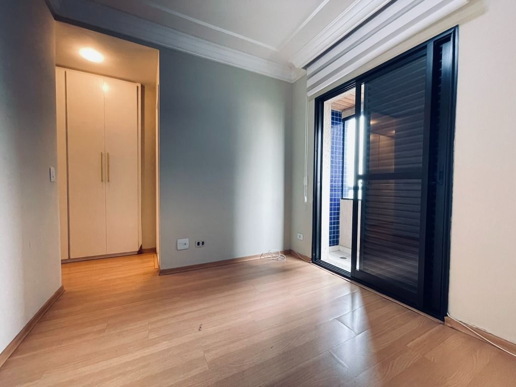 Apartamento à venda e aluguel com 3 quartos, 154m² - Foto 12