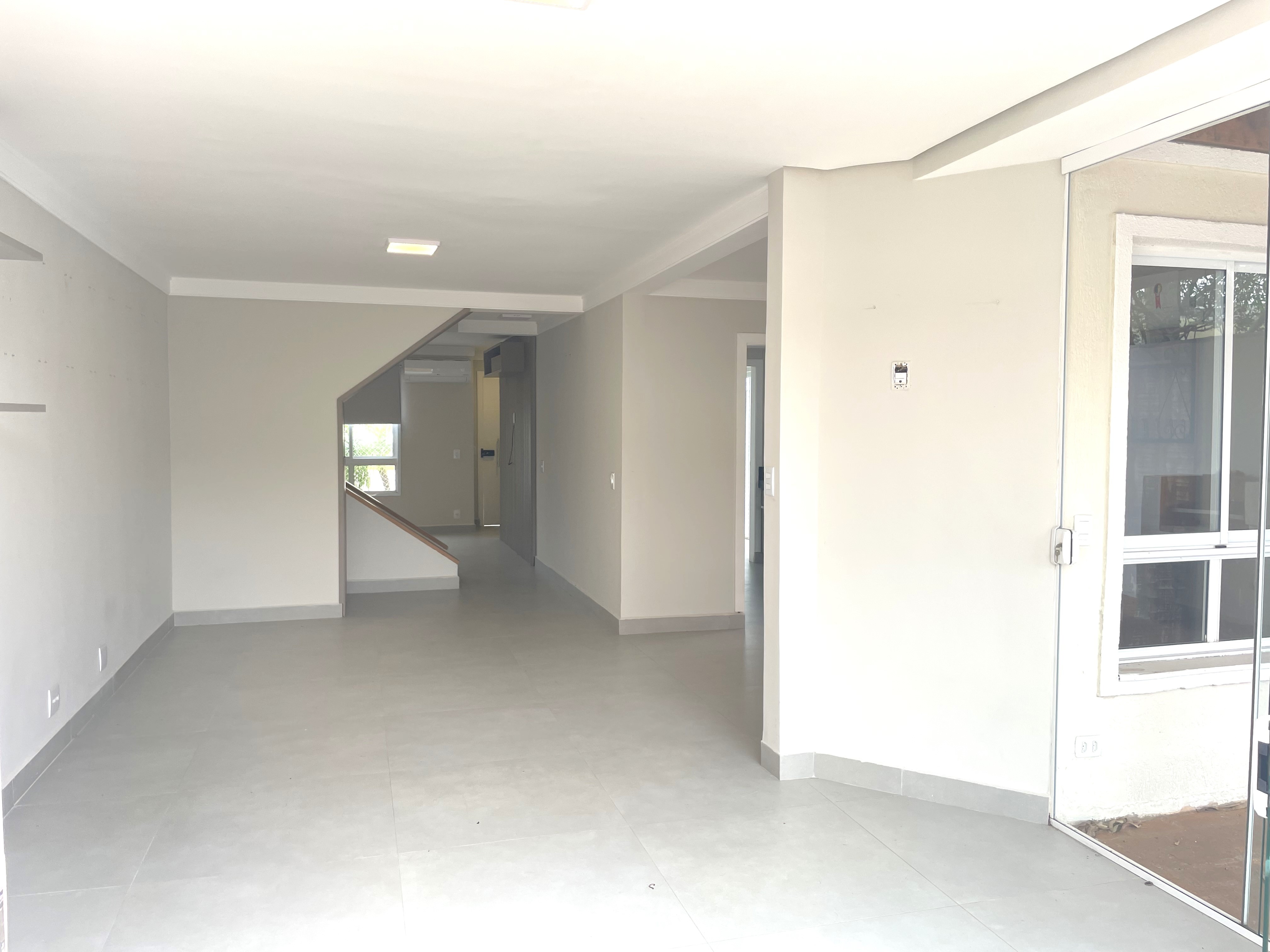 Casa à venda com 3 quartos, 180m² - Foto 11