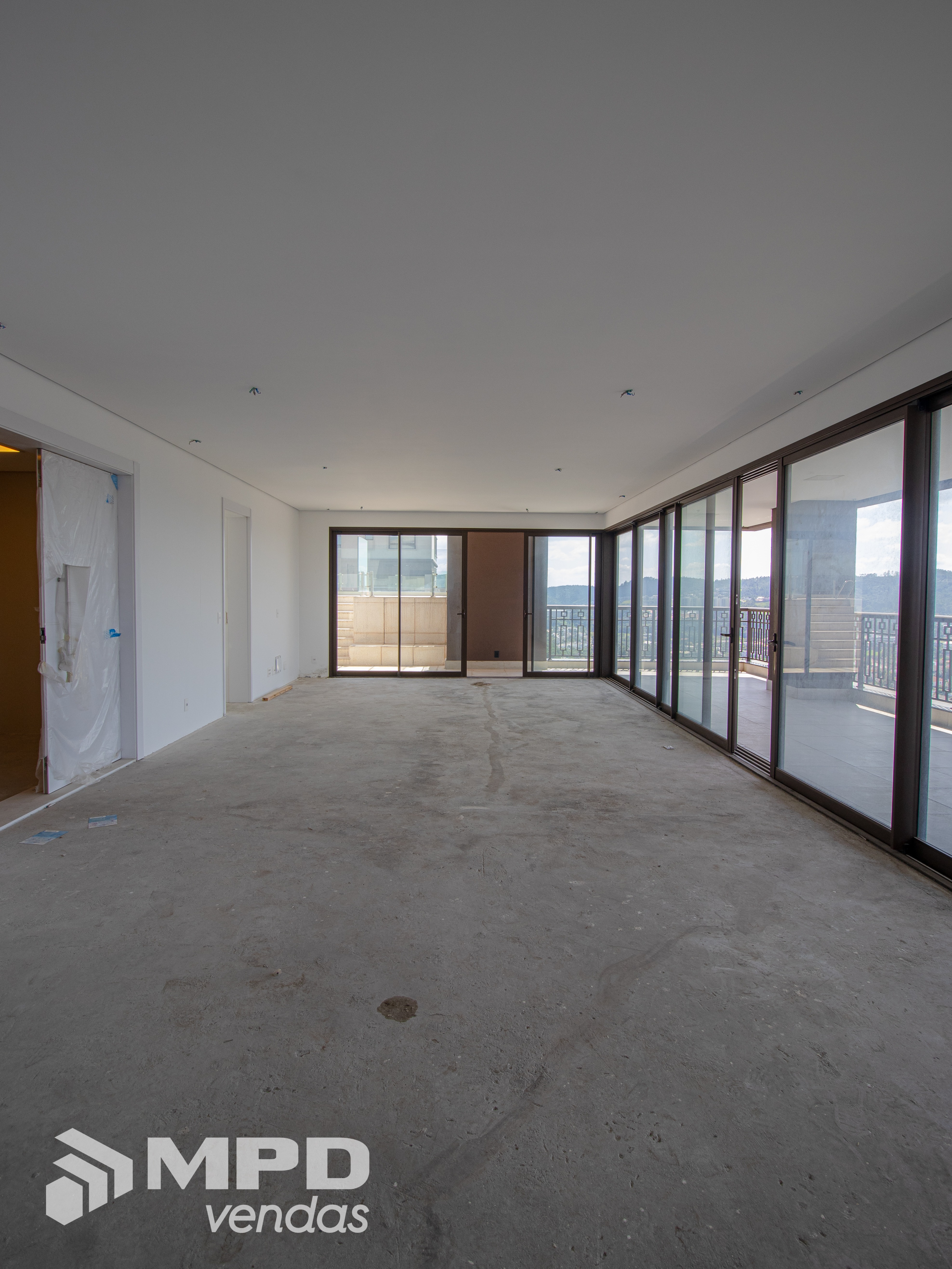 Cobertura à venda com 4 quartos, 708m² - Foto 3