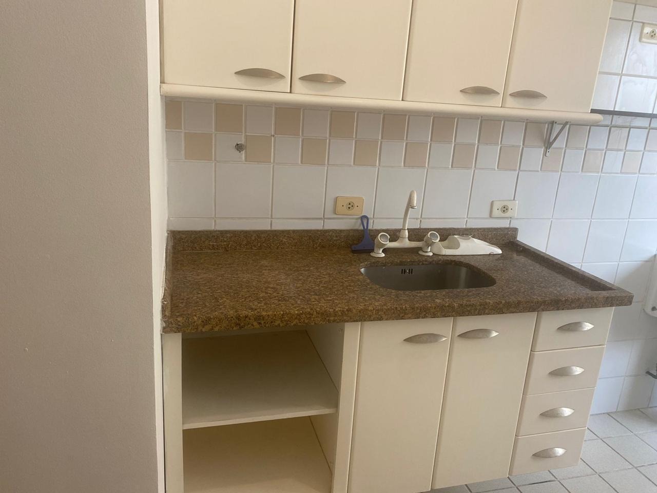 Apartamento para alugar com 3 quartos, 93m² - Foto 7